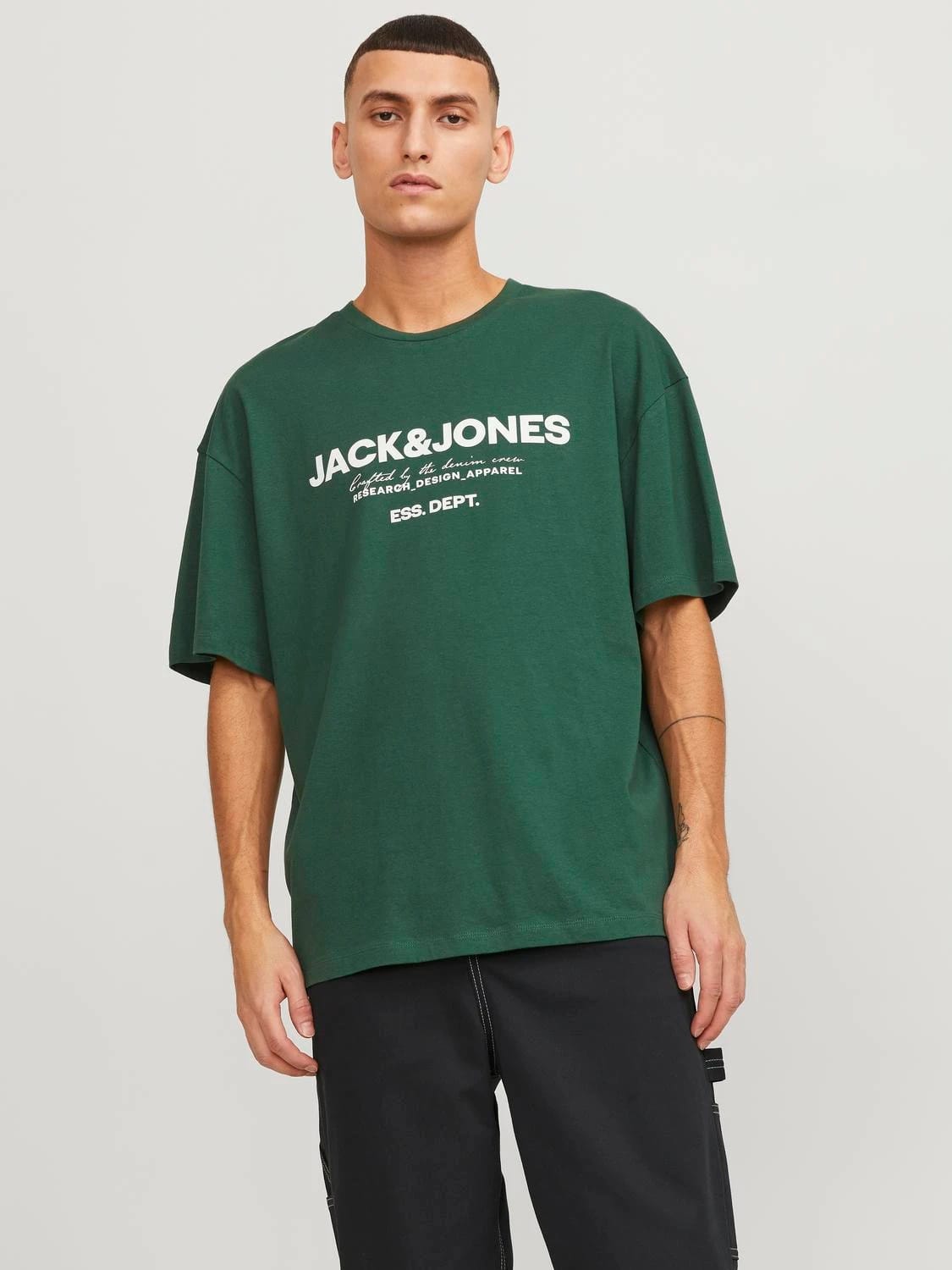 Акція на Футболка бавовняна чоловіча Jack & Jones 12247782-1178 L Dark Green від Rozetka