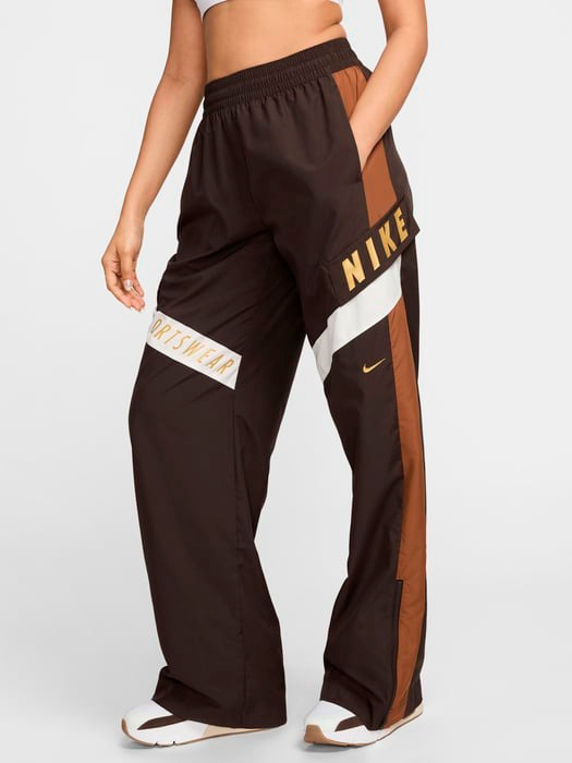 Акція на Спортивні штани жіночі Nike W Nsw Wvn Os Pant Hr Sw HF5957-220 L Коричневі від Rozetka