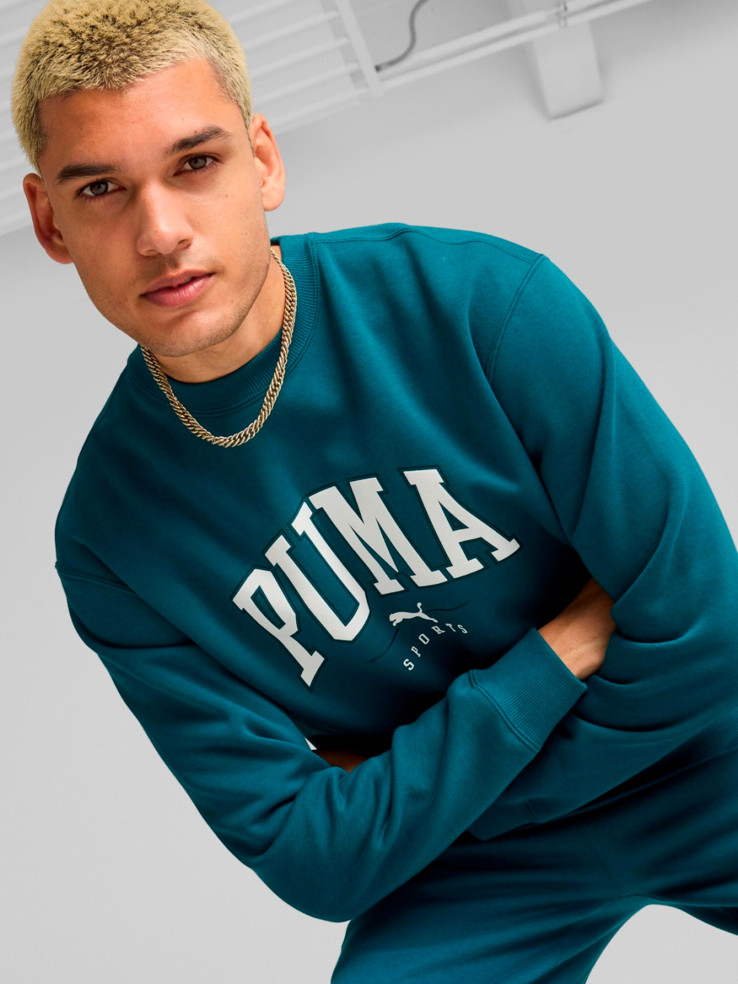 Акція на Світшот чоловічий Puma Squad Crew 68179422 L Зелений від Rozetka