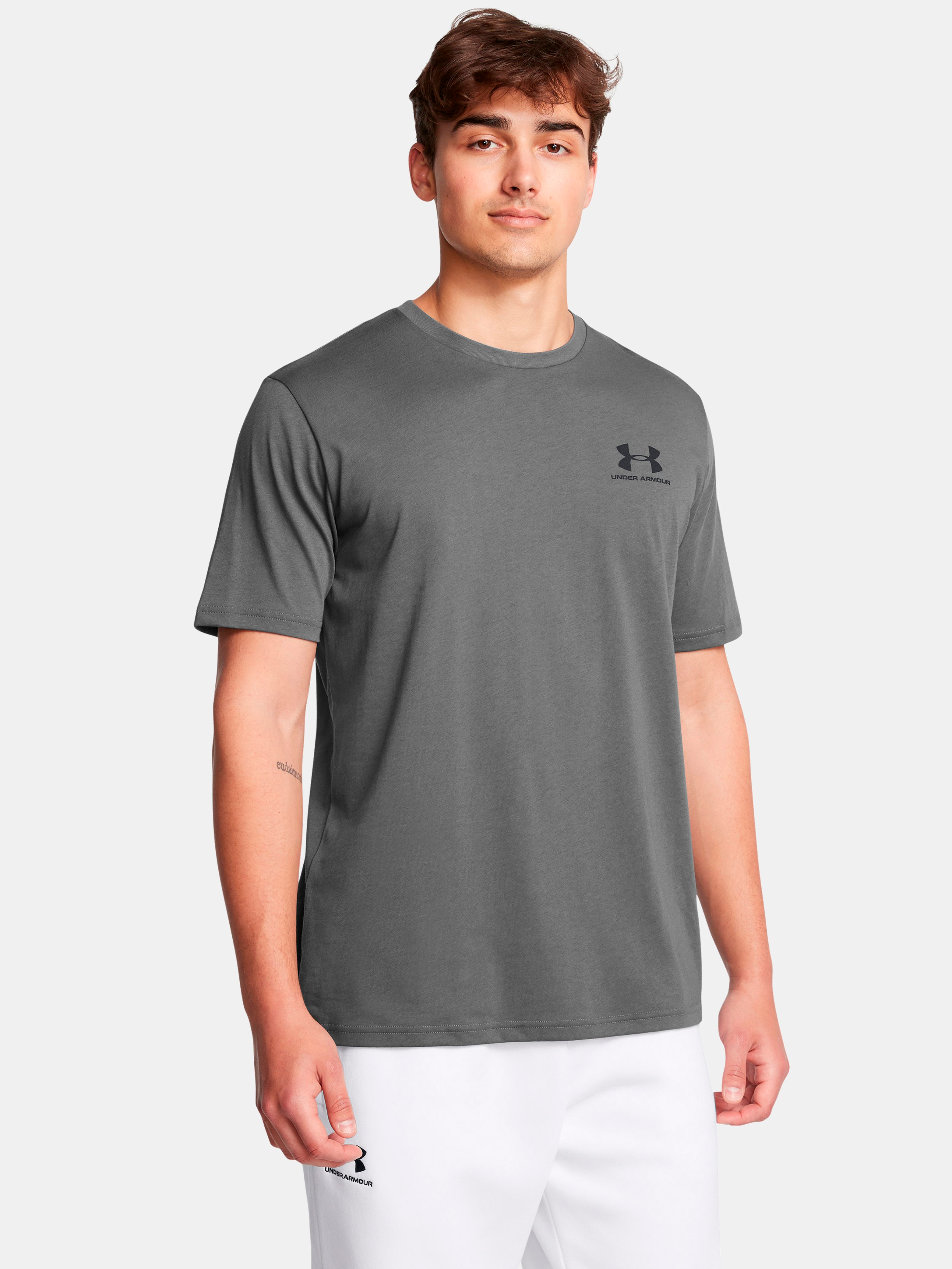 Акція на Футболка чоловіча Under Armour Ua M Sportstyle Lc Ss 1326799-025 S Сіра від Rozetka