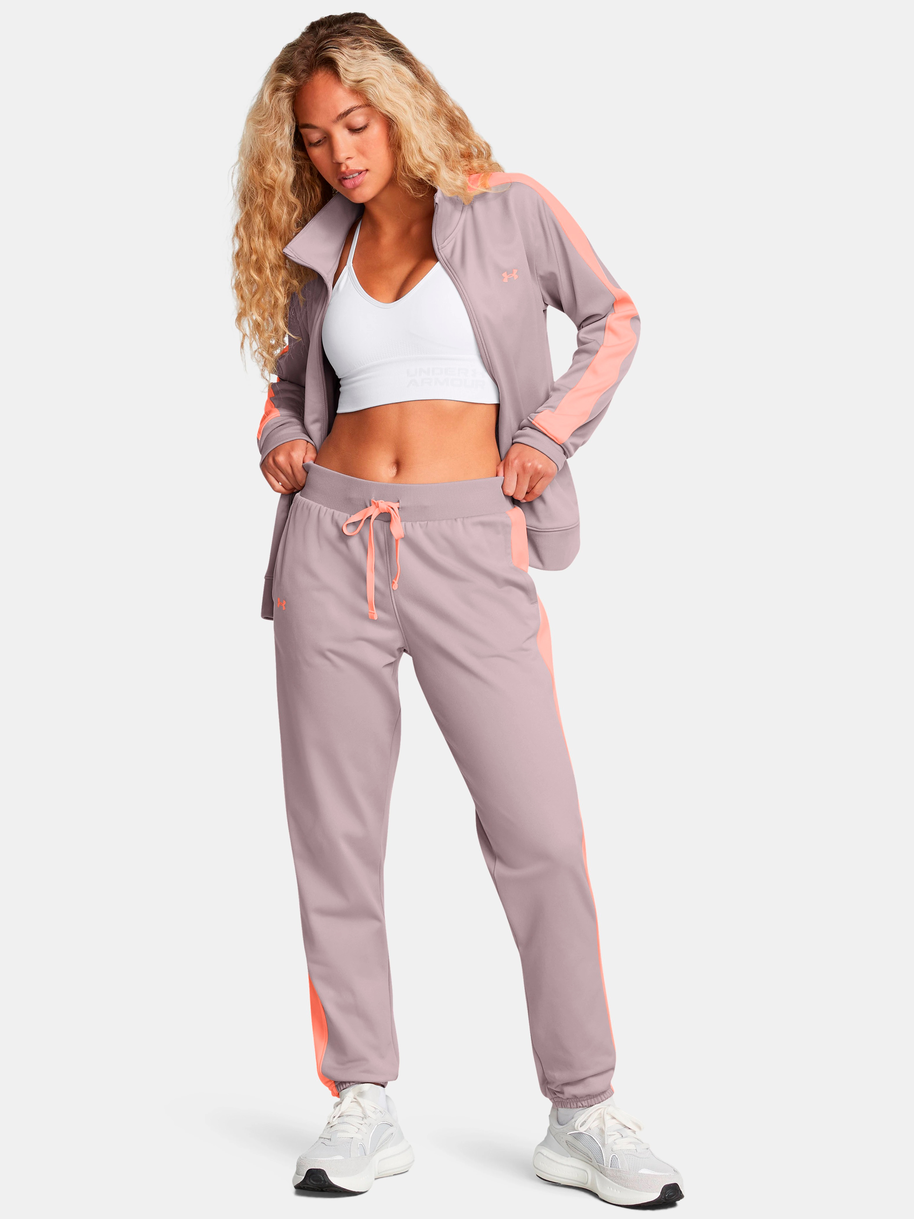 Акція на Спортивний костюм жіночий Under Armour Tricot Tracksuit 1365147-016 2XL Коричневий від Rozetka