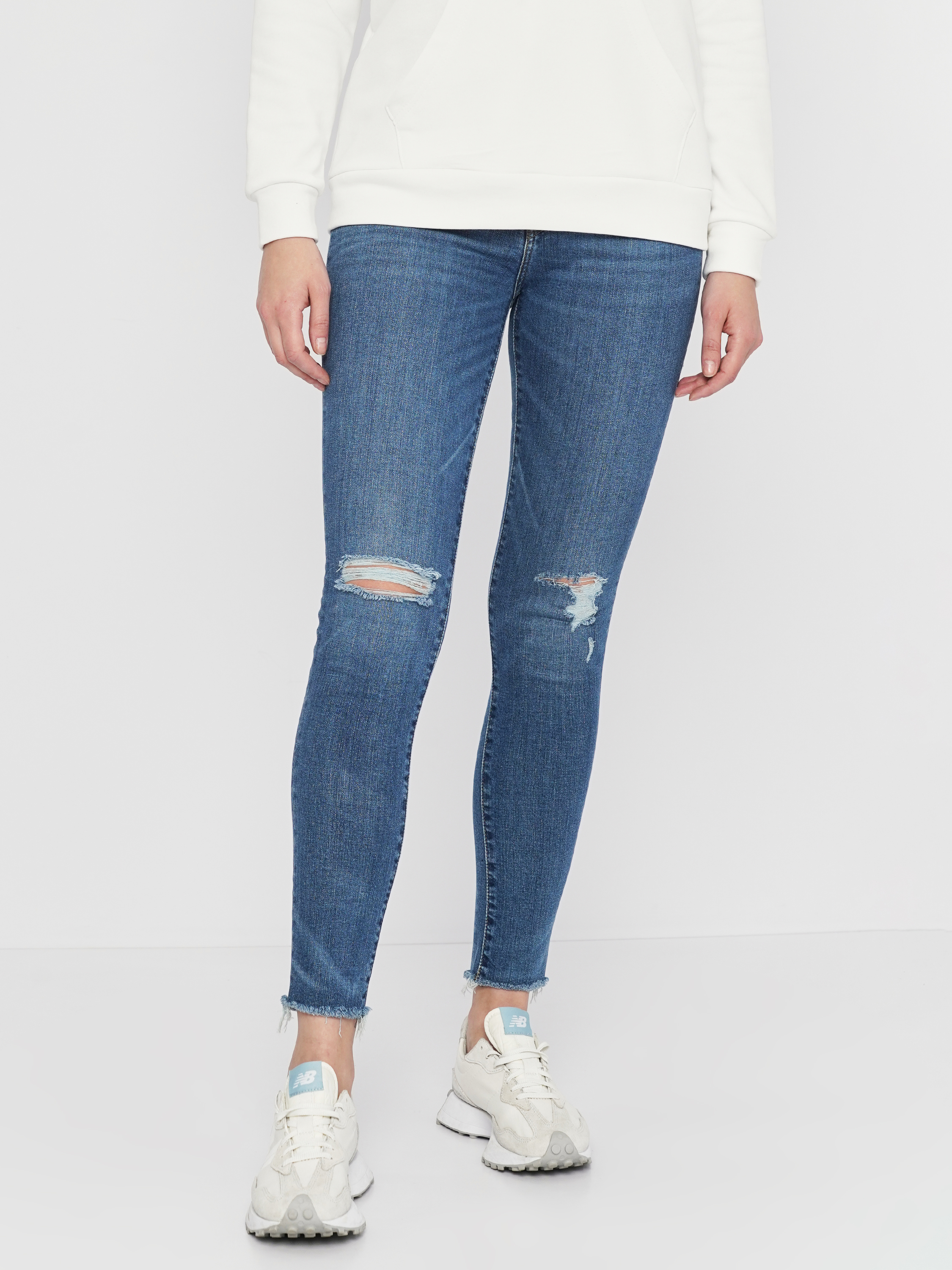 Акція на Джинси Skinny жіночі Levi's 721 High Rise Skinny 18882-0554 26-30 Сині від Rozetka