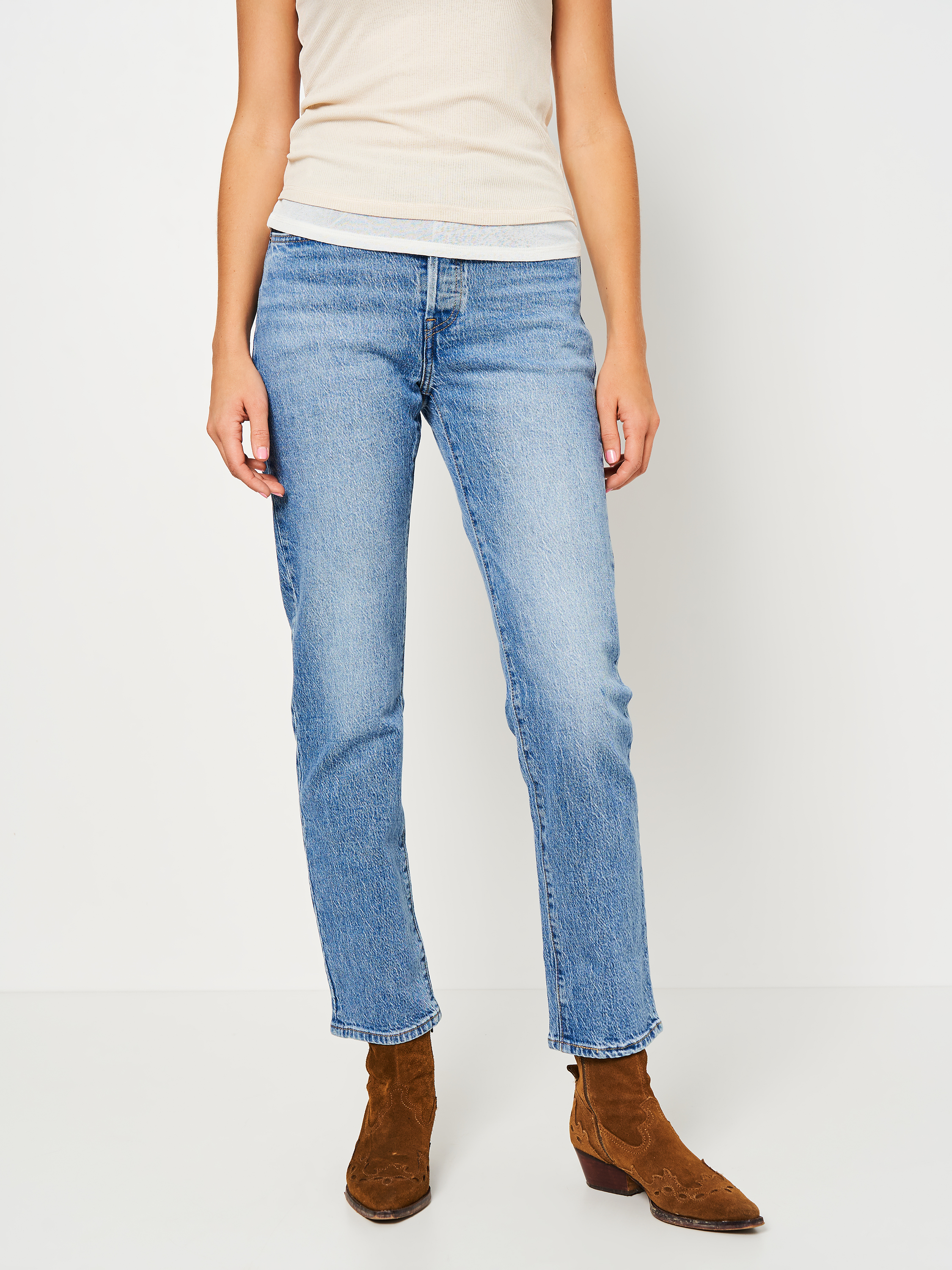 Акція на Джинси Regular Fit жіночі Levi's 501 Jeans For Women 12501-0415 28-30 Блакитні від Rozetka