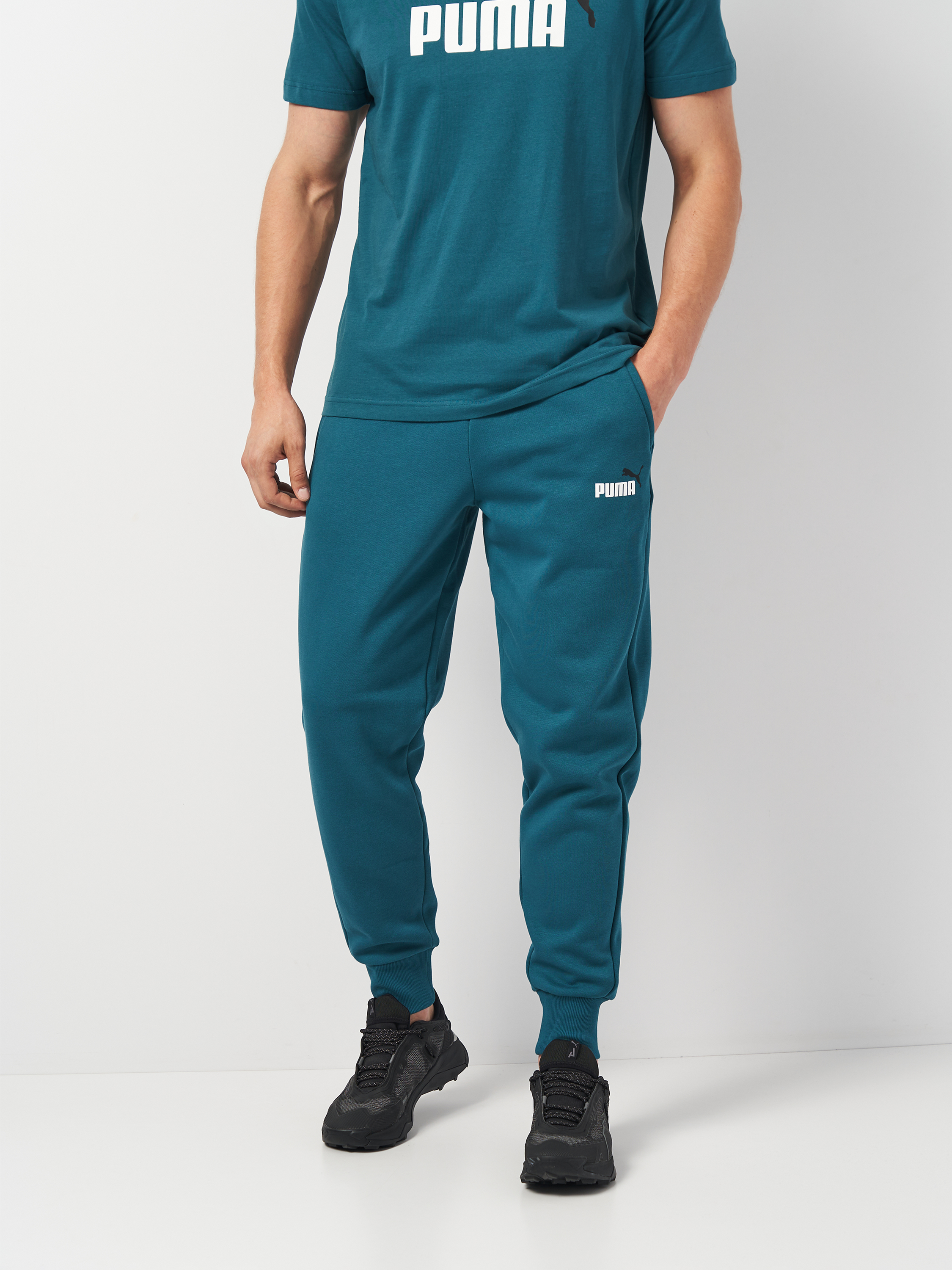 Акція на Спортивні штани чоловічі Puma Ess+ 2 Col Logo Pants 58676708 M Зелені від Rozetka