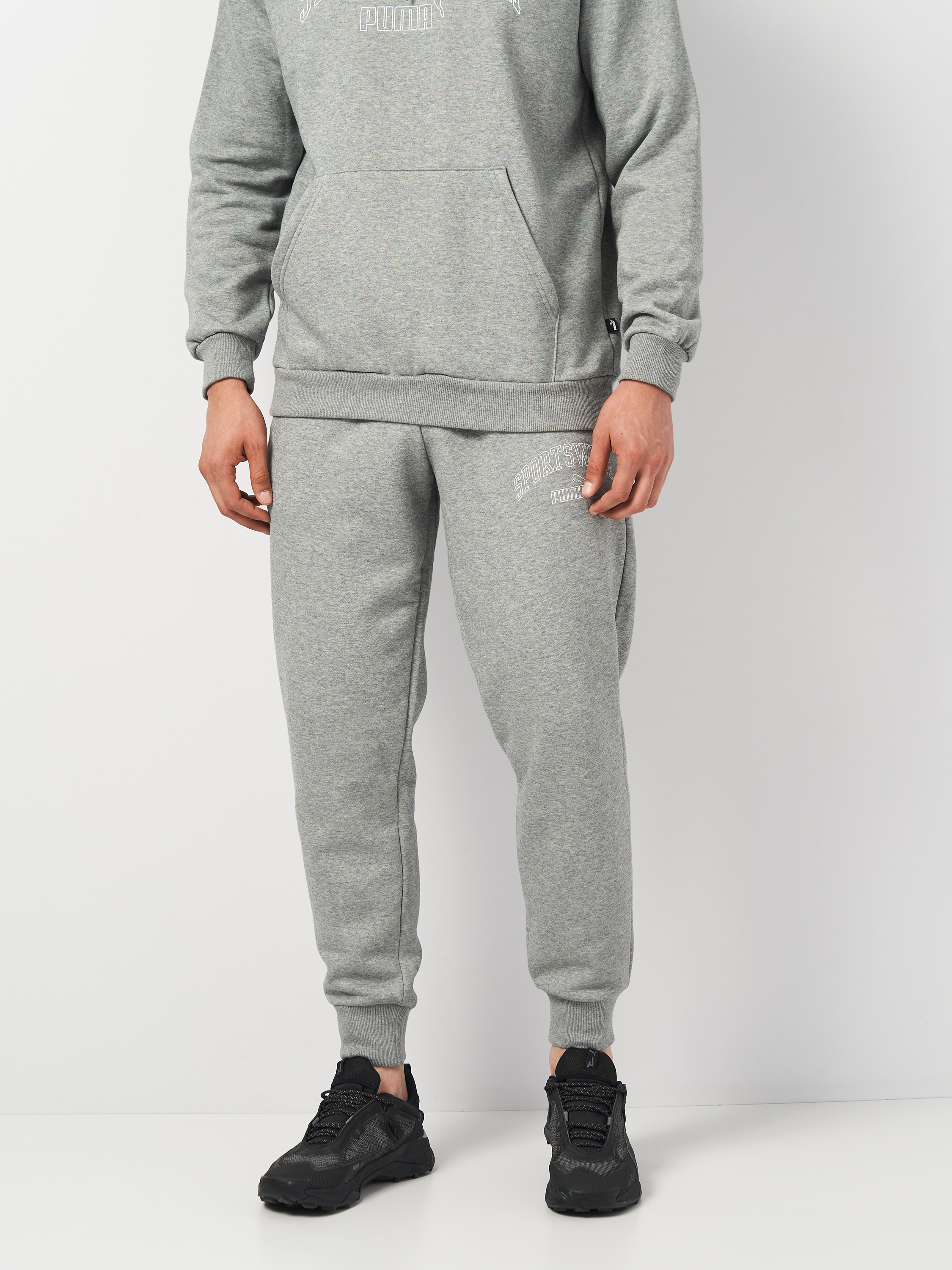 Акція на Спортивні штани чоловічі Puma Ess+ Logo Lab Sweatpants 68177603 L Сірі від Rozetka