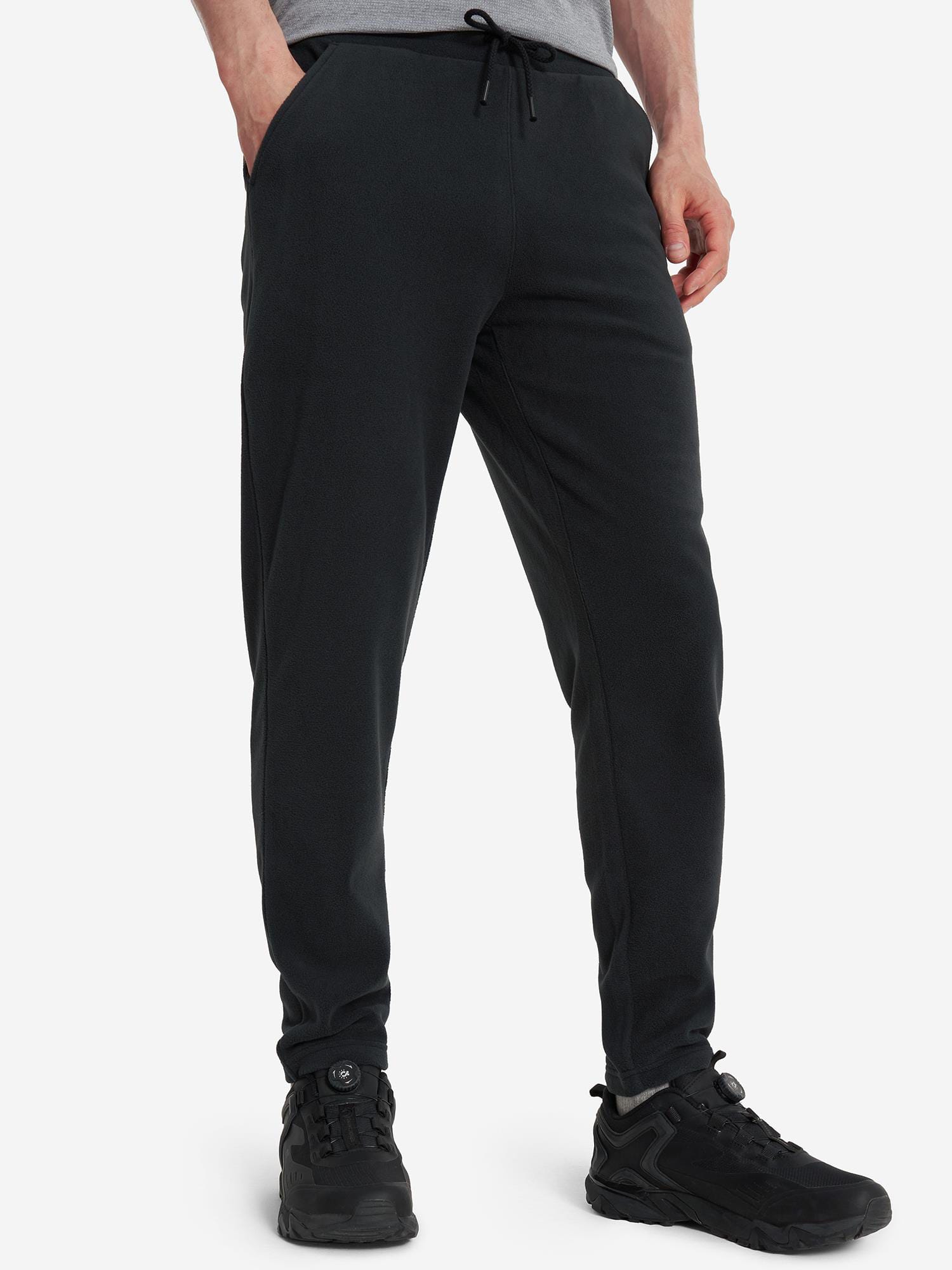 Акція на Спортивні штани чоловічі утеплені Outventure Men's trousers 129985-99 60-62 Чорні від Rozetka