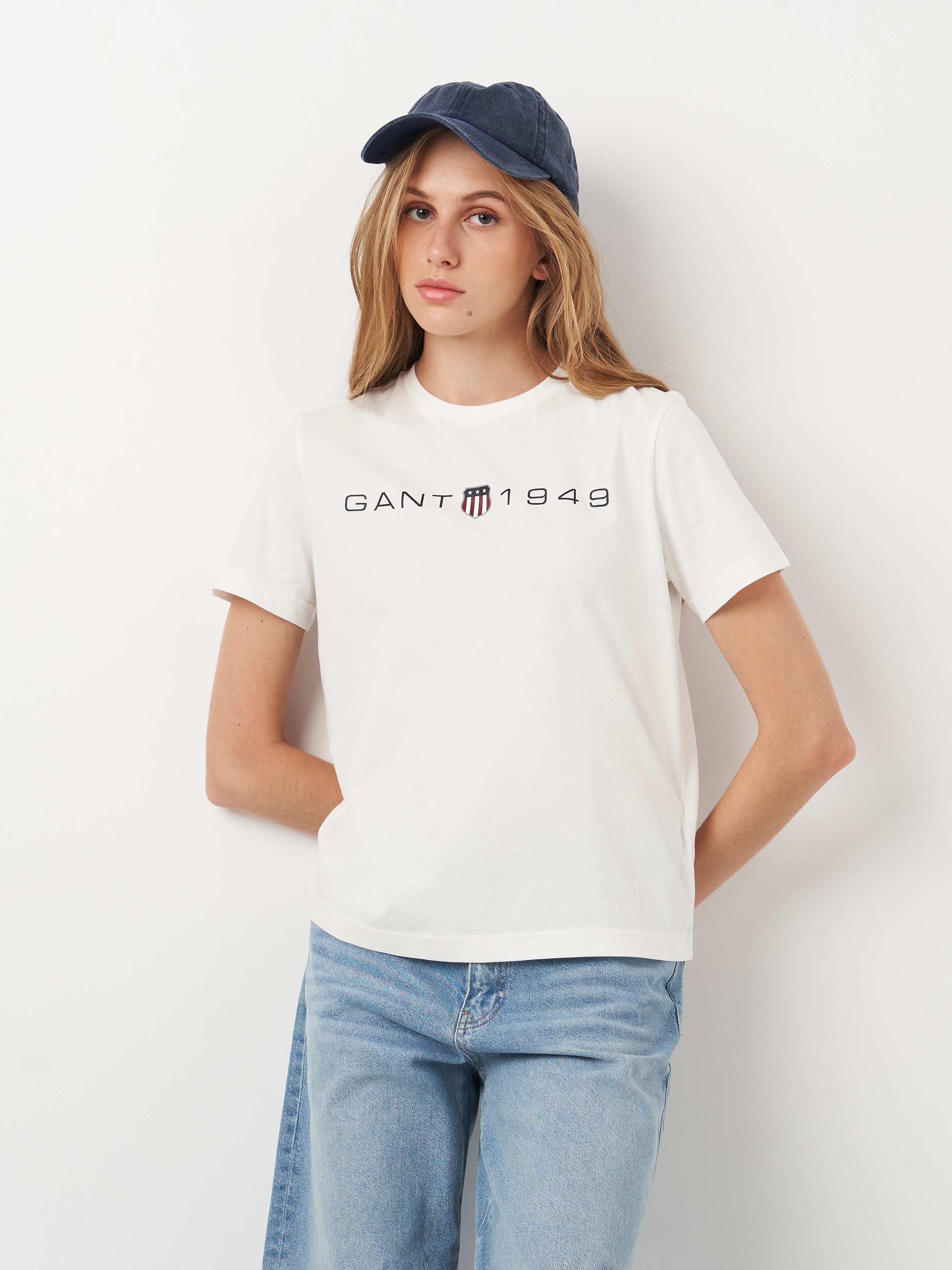 Акція на Футболка бавовняна жіноча GANT Reg Printed Graphic T-Shirt 4200753-113 XL Біла від Rozetka