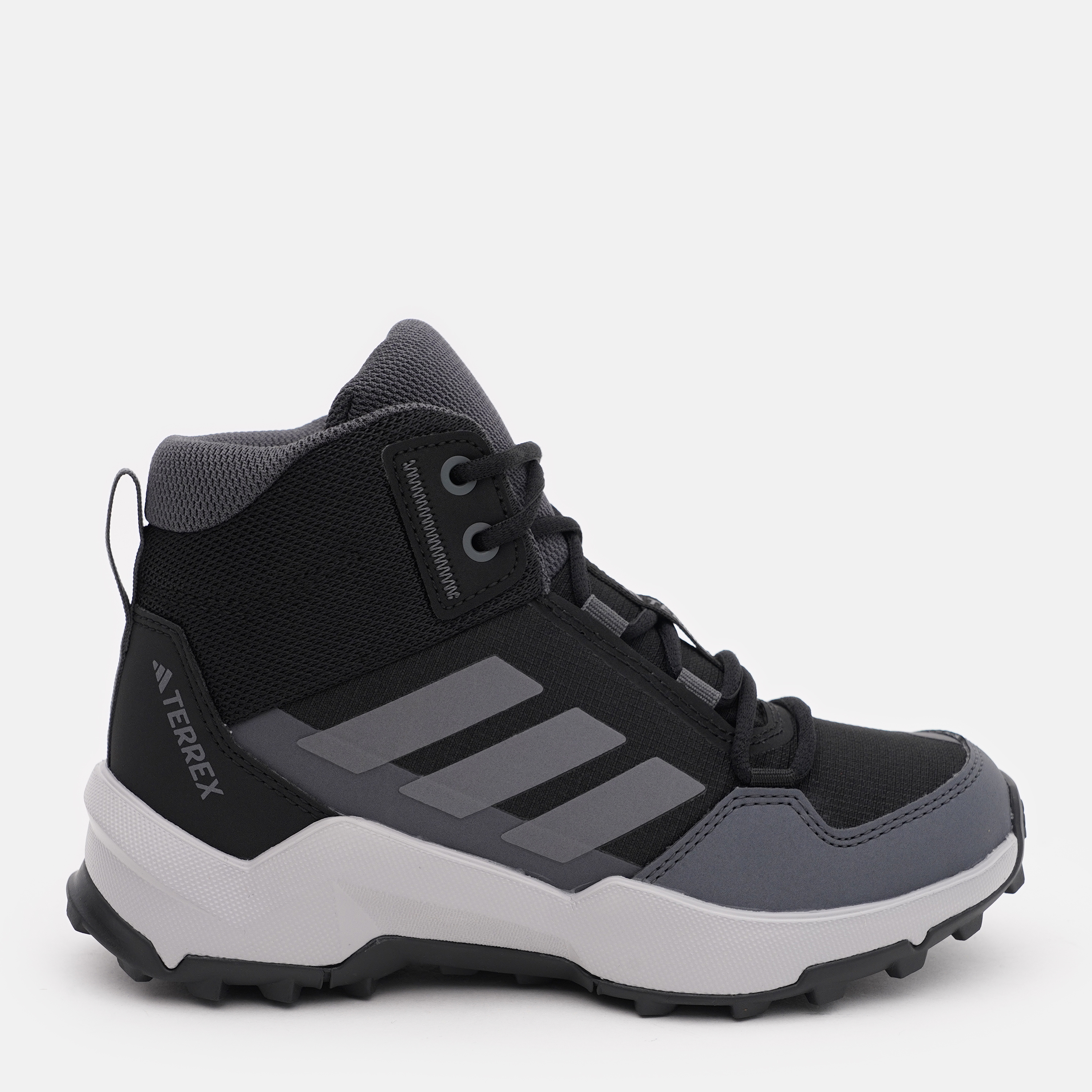 Акція на Дитячі демісезонні черевики для хлопчика Adidas Terrex Ax4R Mid K IF6520 28 Чорні від Rozetka