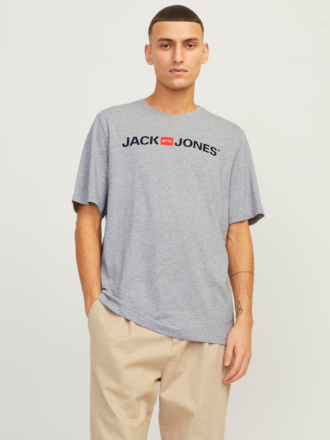 Акція на Футболка Jack & Jones 12137126-54013 M Light Grey Melange від Rozetka