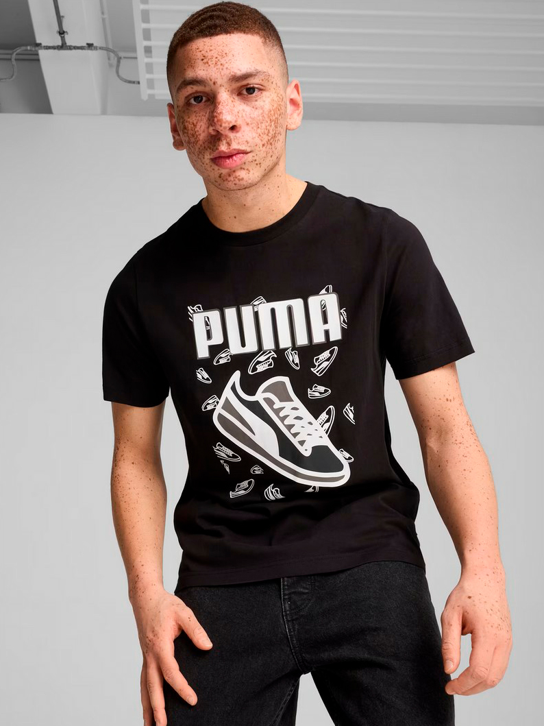 Акція на Футболка бавовняна чоловіча Puma Graphics Sneaker Tee 683209-01 M Чорна від Rozetka