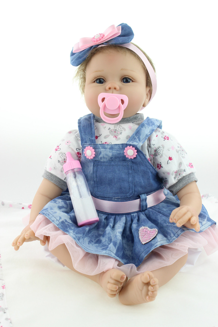 

Кукла реборн NPK DOLL девочка Лея силиконовая с бутылочкой, соской и подгузником + одеяло 55 cм