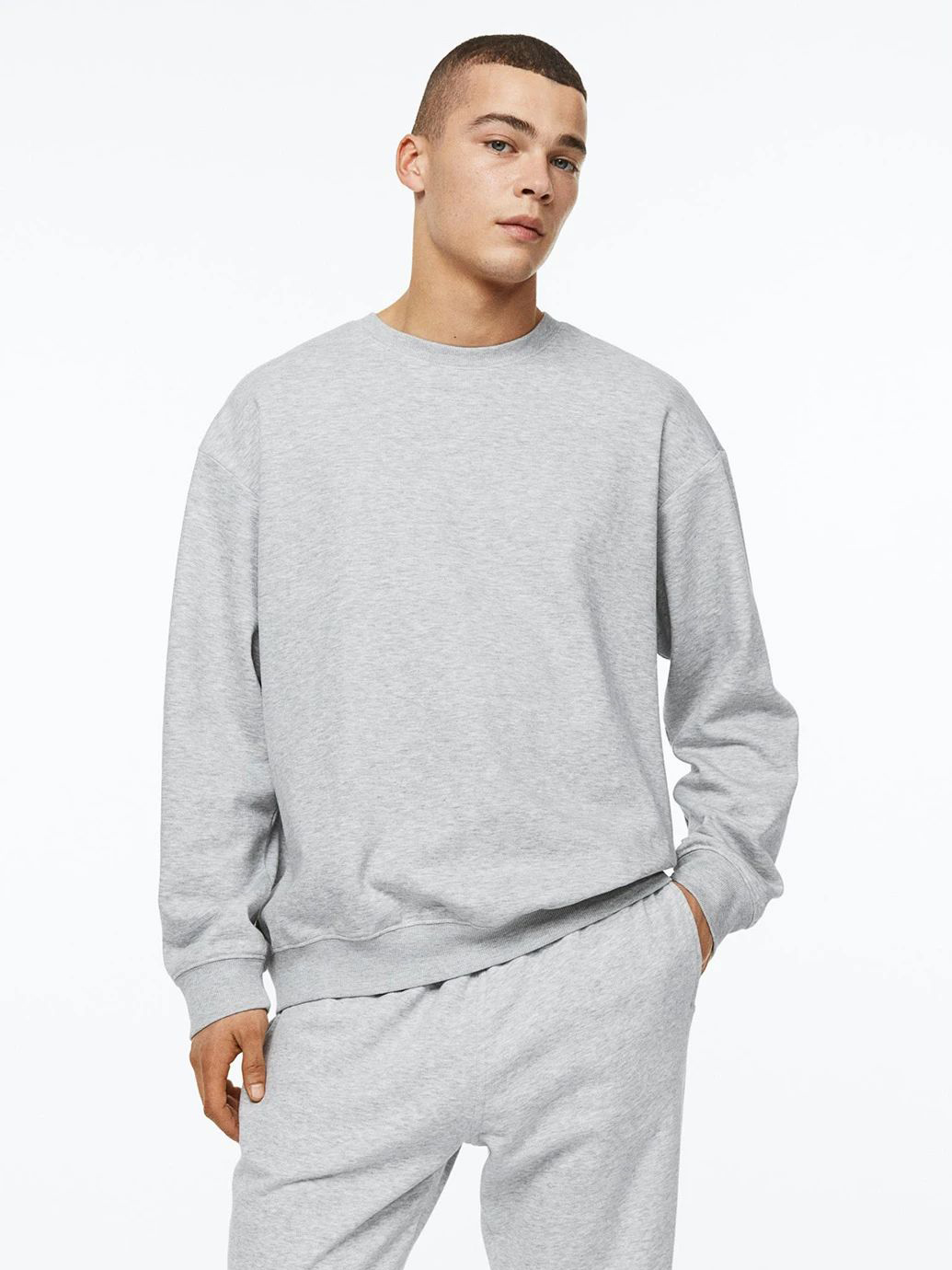 Акція на Світшот оверсайз на флісі чоловічий H&M 060970818_grey XXL Світло-сірий від Rozetka