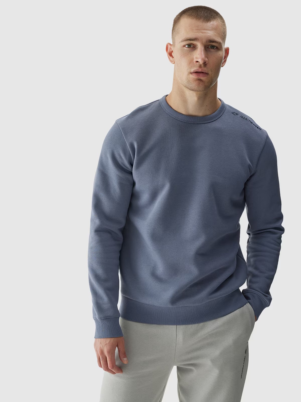 Акція на Світшот чоловічий 4F Sweatshirt M1258 4FWAW24TSWSM1258-32S M Синій від Rozetka