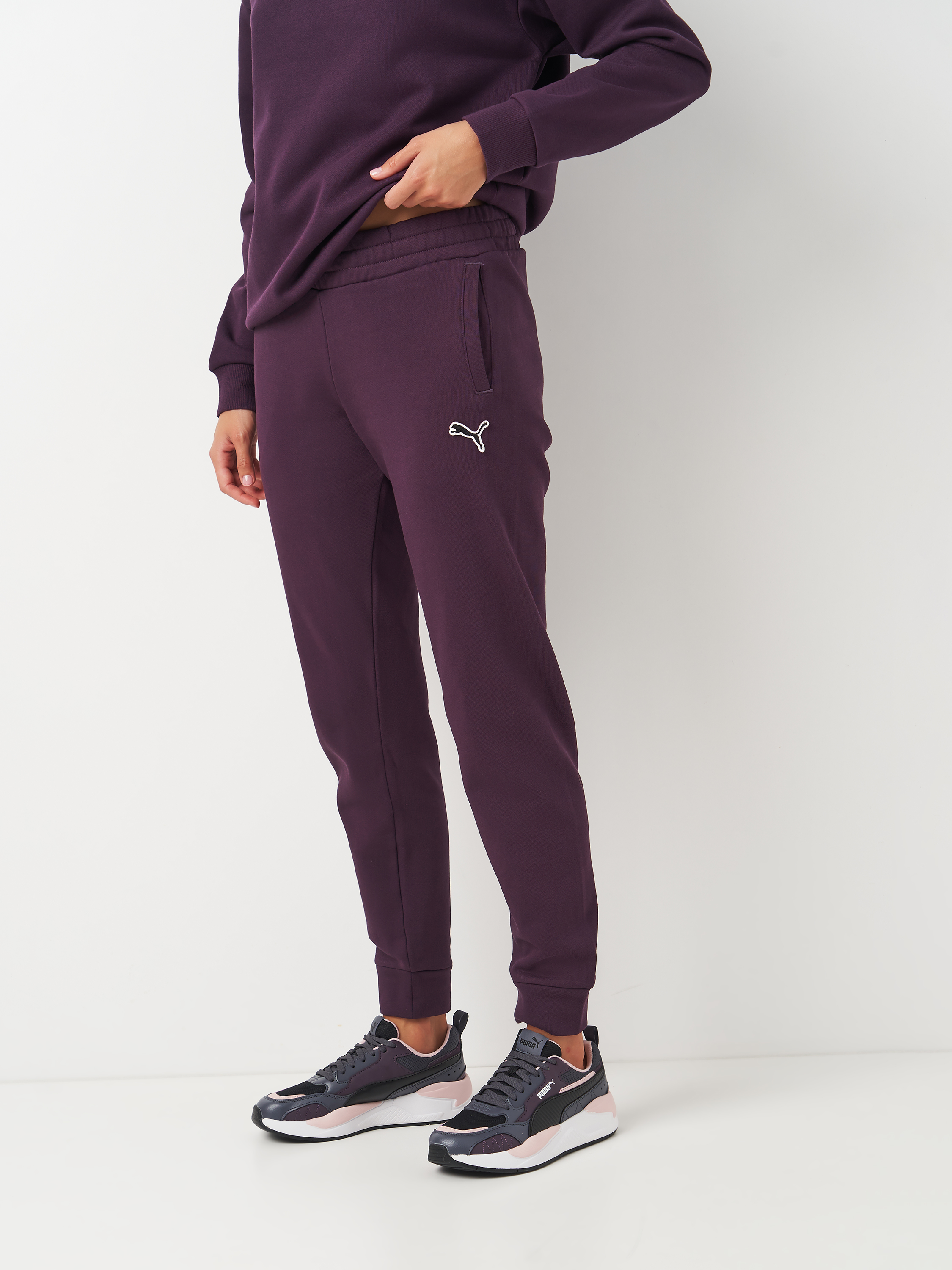 Акція на Спортивні штани утеплені жіночі Puma Better Essentials Pants 67680544 XS Фіолетові від Rozetka