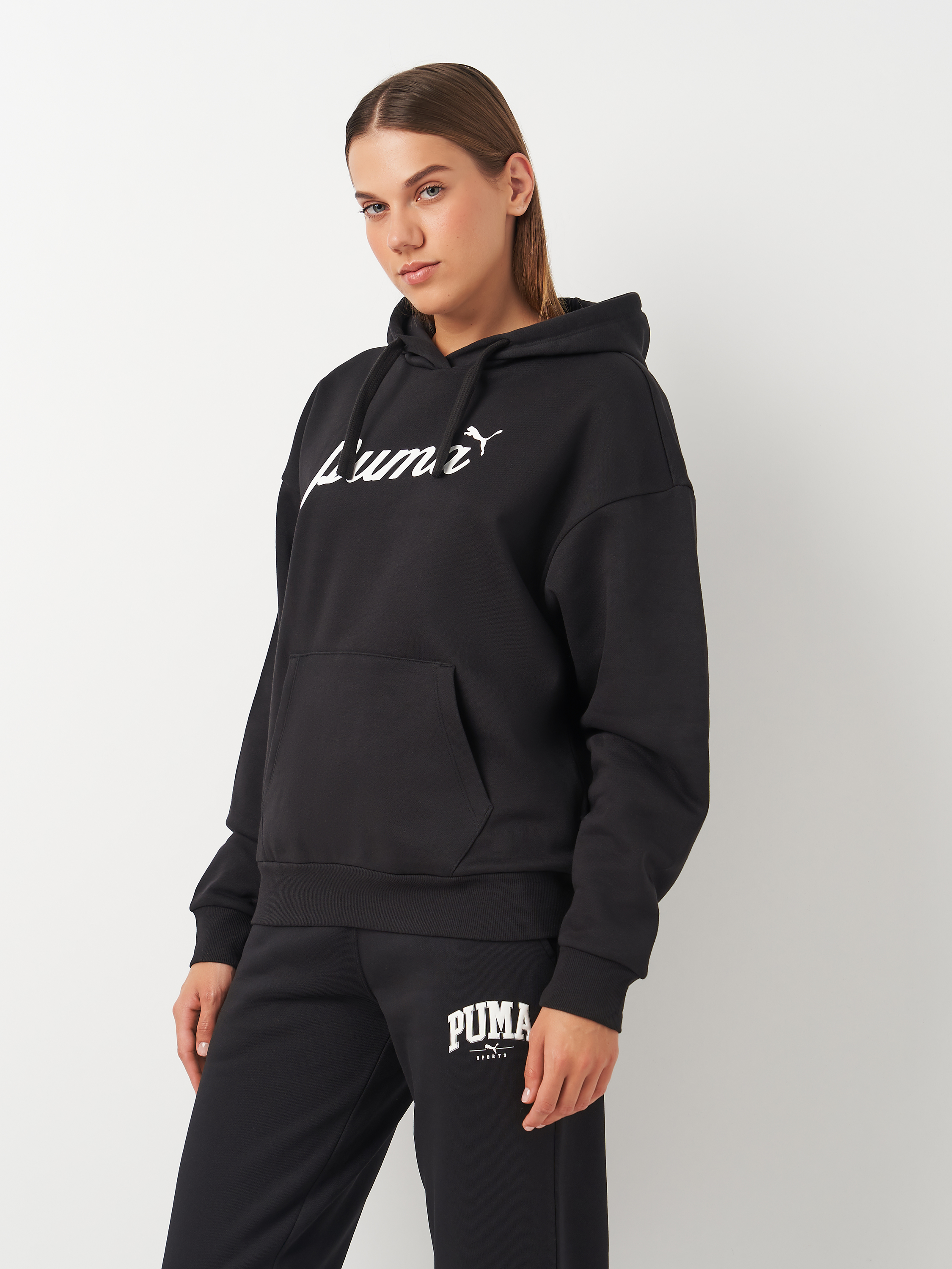 Акція на Худі тепле жіноче Puma Ess+ Script Hoodie Fl 68153401 S Чорне від Rozetka