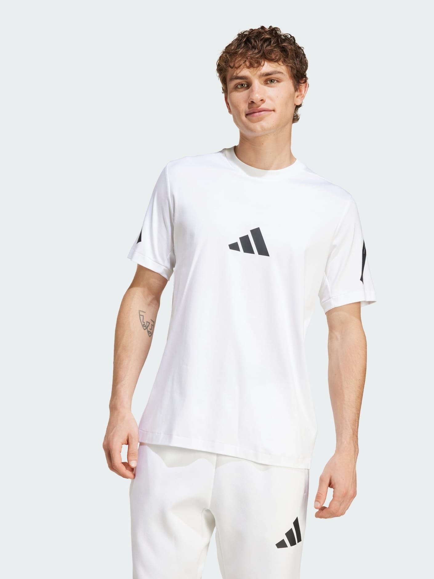 Акція на Футболка бавовняна чоловіча Adidas M Z.N.E. Tee JE3078 S Біла від Rozetka