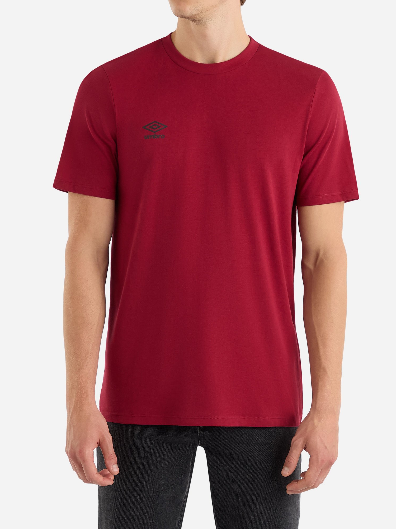 Акція на Футболка бавовняна довга чоловіча Umbro Stadium Graphic Tee 66555U-LTV S Бордова від Rozetka