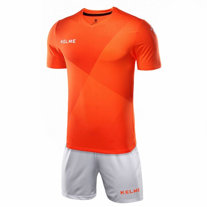 

Комплект футбольной формы Kelme LIGA оранжево-белый XL 3981509.9910