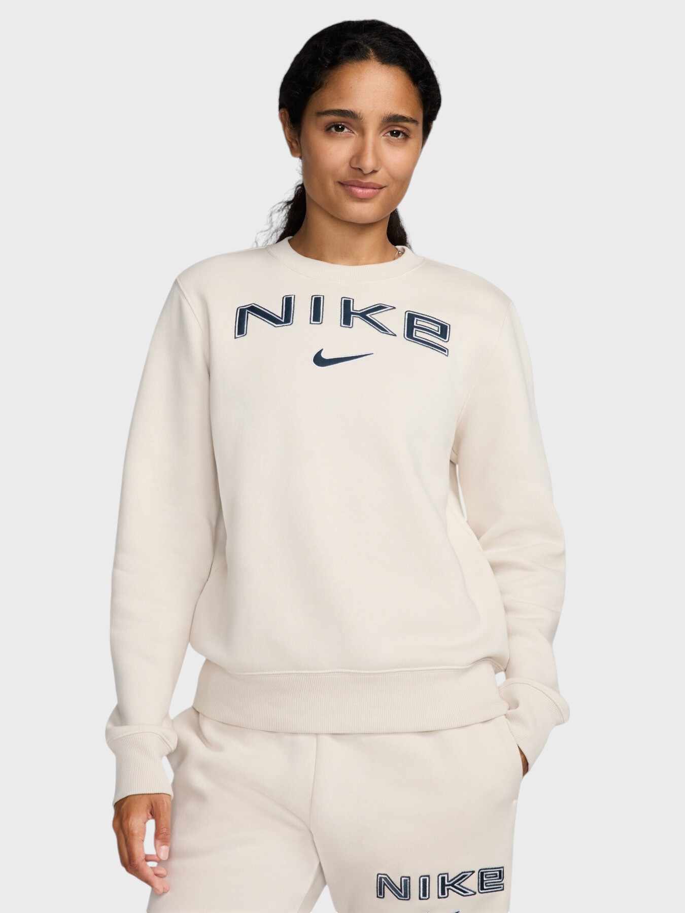 Акція на Світшот на флісі жіночий Nike W Nsw Phnx Flc Std Logo Crew HM9754-104 L Бежевий від Rozetka