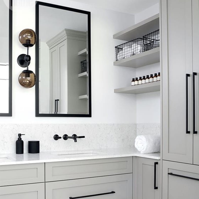 

Зеркало с фацетом в алюминиевой раме Spark-decor Black 600 х 800