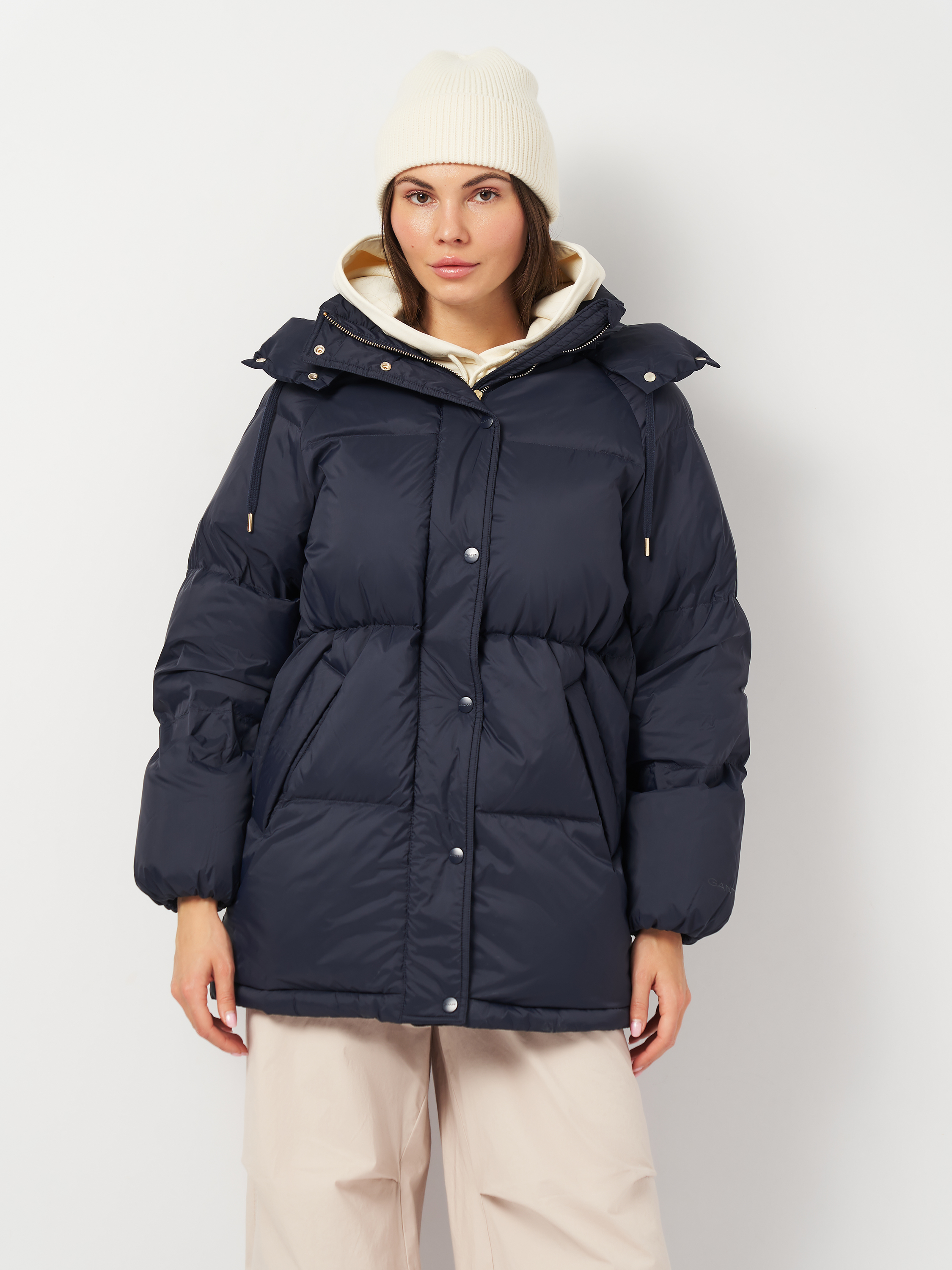 Акція на Куртка зимова жіноча GANT Mid Length Down Jacket 4700347-433 XS Синя від Rozetka