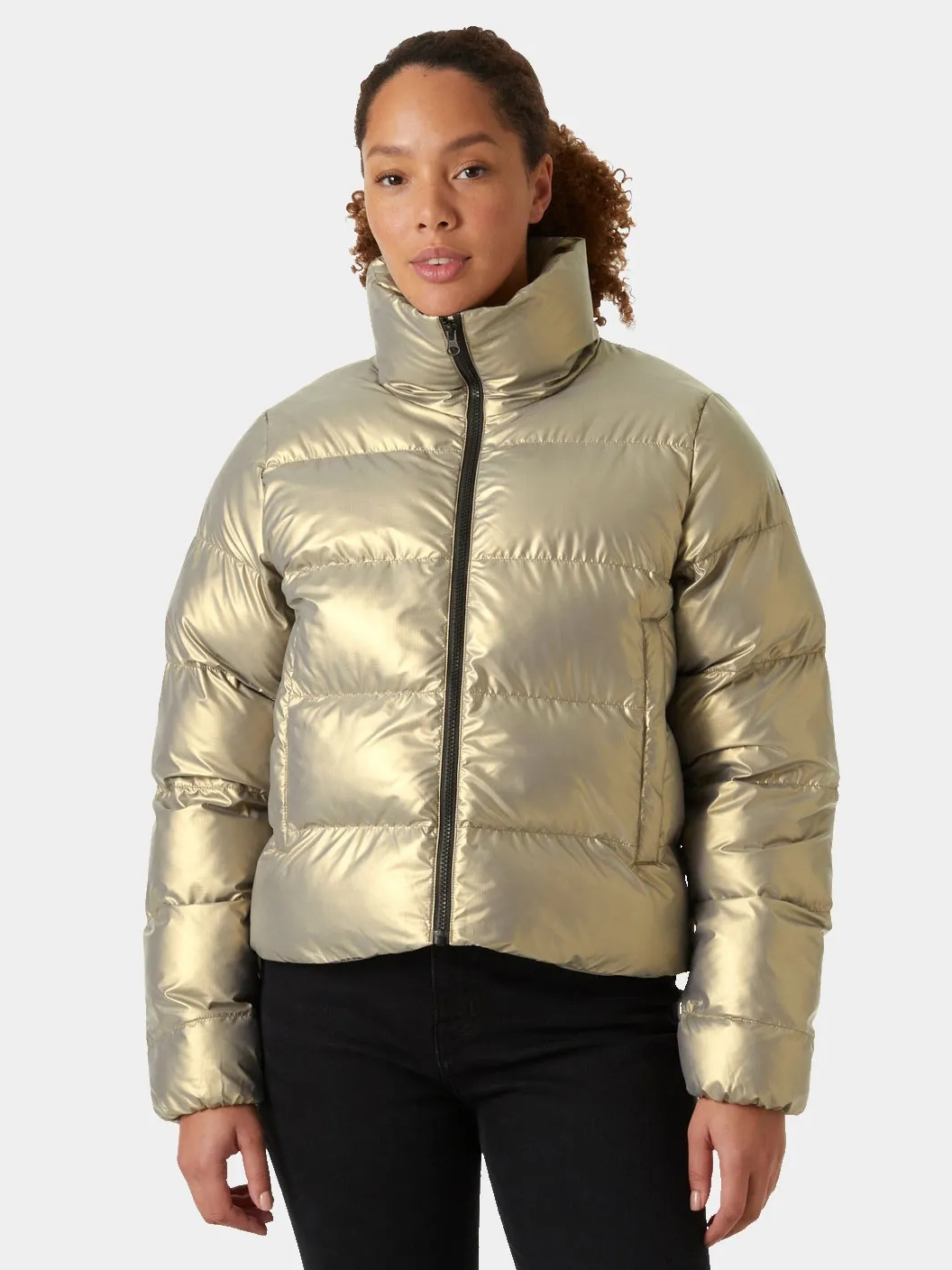 Акція на Куртка зимова коротка жіноча Helly Hansen Jade Puffer Jacket 53109-787 S Золота від Rozetka