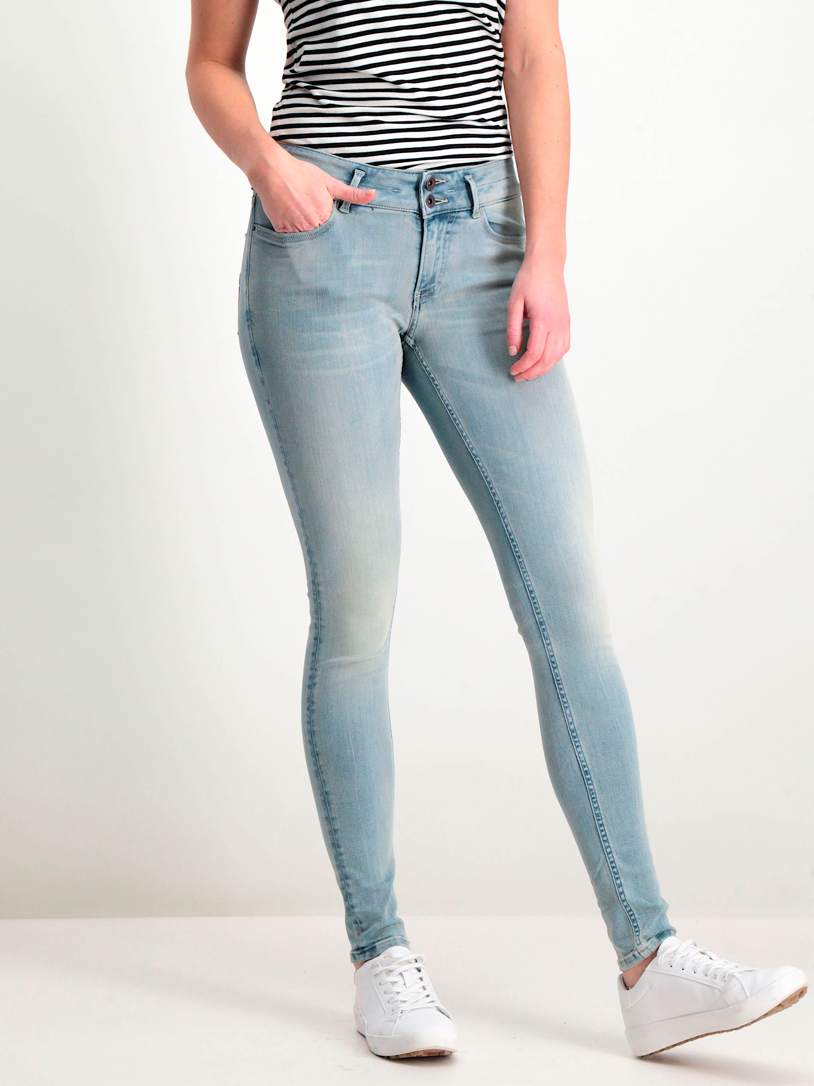 Акція на Джинси Skinny жіночі Garcia Jeans 279-2480 28-30 Сині від Rozetka