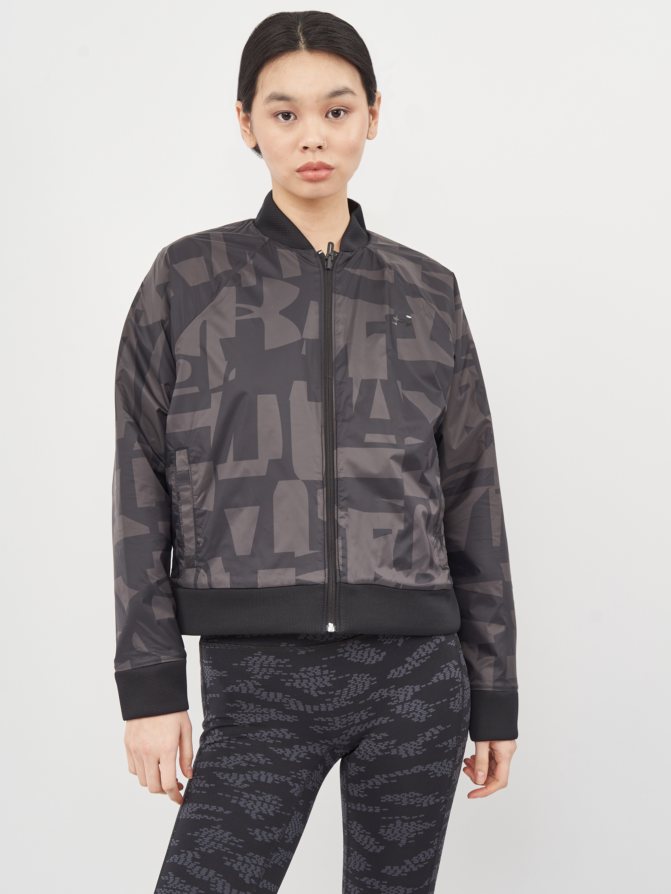 

Бомбер Under Armour Move Reversible Bomber 1356567-001 M