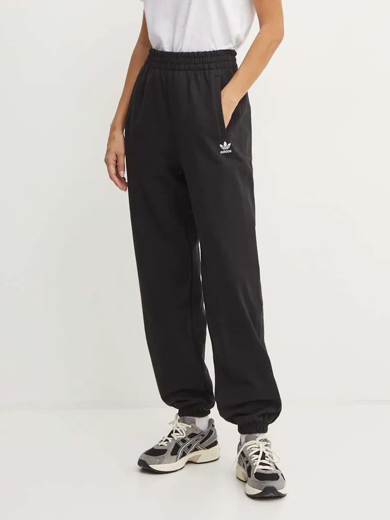 Акція на Спортивні штани жіночі Adidas Ess Jogger Ft IW0952 L Black від Rozetka