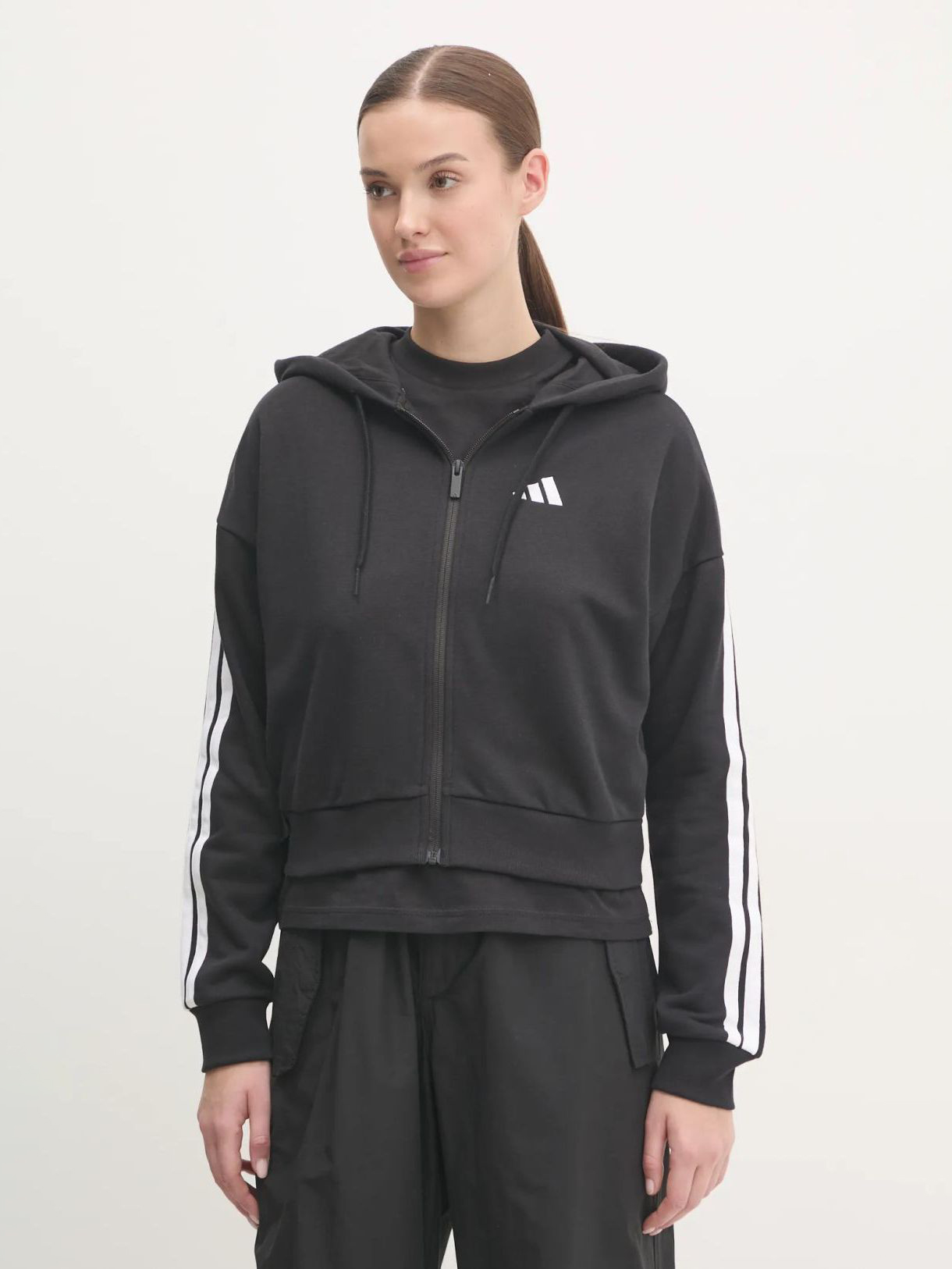 Акція на Толстовка на блискавці з капюшоном жіноча Adidas W 3S Ft Fz Hd JE0052 XL Black/White від Rozetka