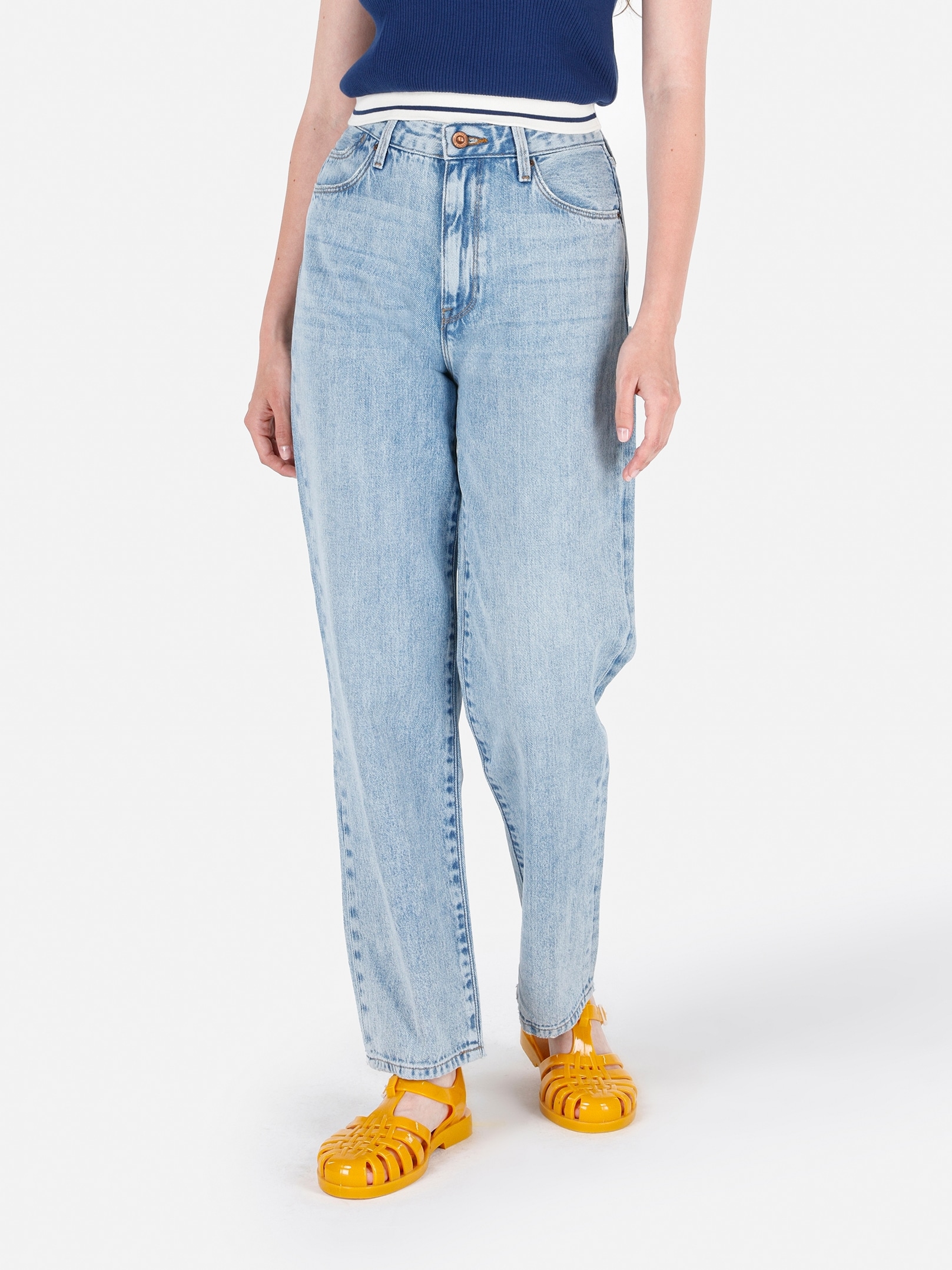 Джинси Regular Fit жіночі Colin's 884 Lauren CL1069433DN43380 24-30 Garmen Wash від Rozetka на платформі USKIDKA Акція на Джинси Regular Fit жіночі Colin's 884 Lauren CL1069433DN43380 24-30 Garmen Wash від Rozetka
