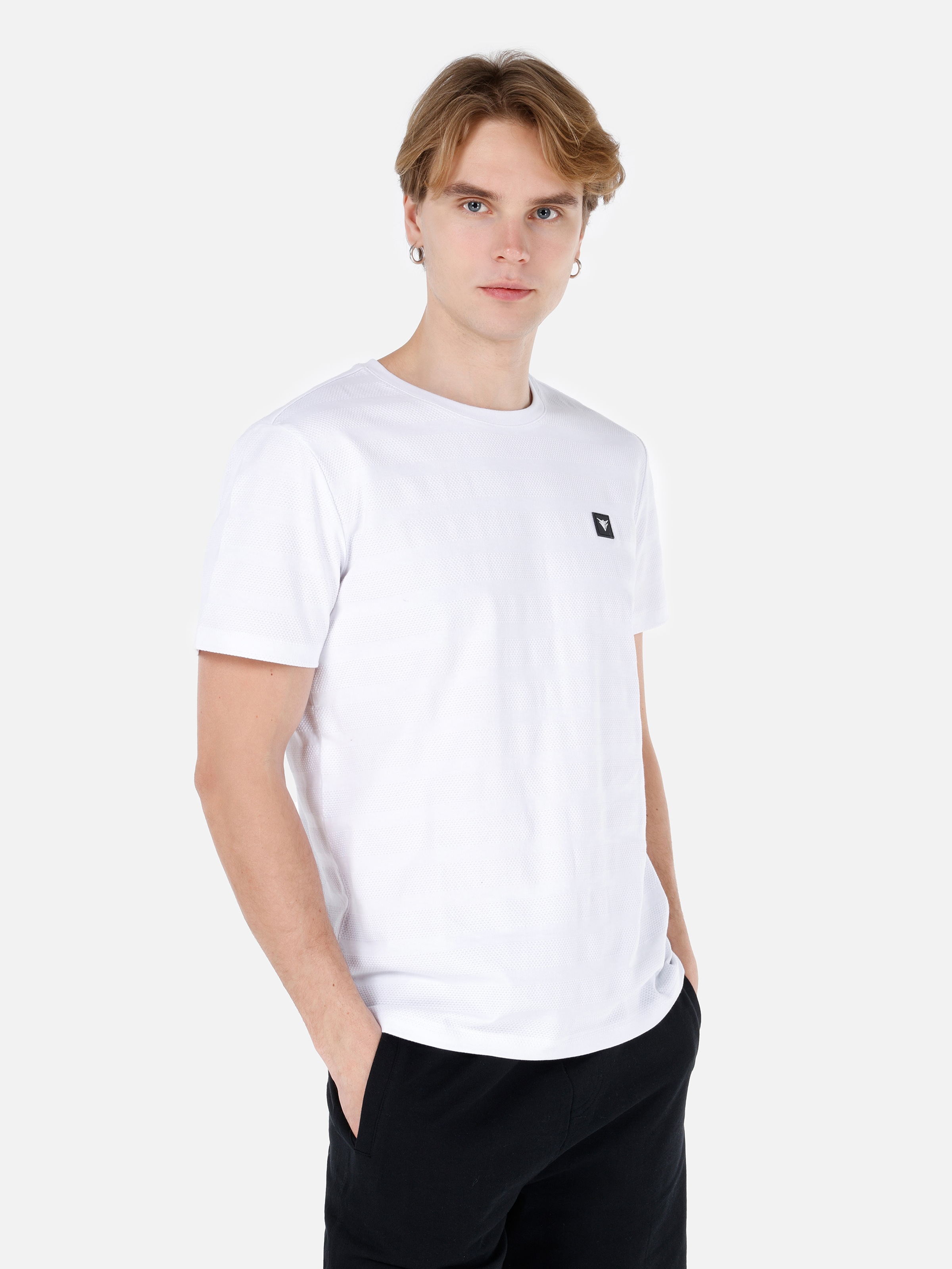 Футболка бавовняна довга чоловіча Colin's CL1068857WHT 2XL White від Rozetka на платформі USKIDKA Акція на Футболка бавовняна довга чоловіча Colin's CL1068857WHT 2XL White від Rozetka