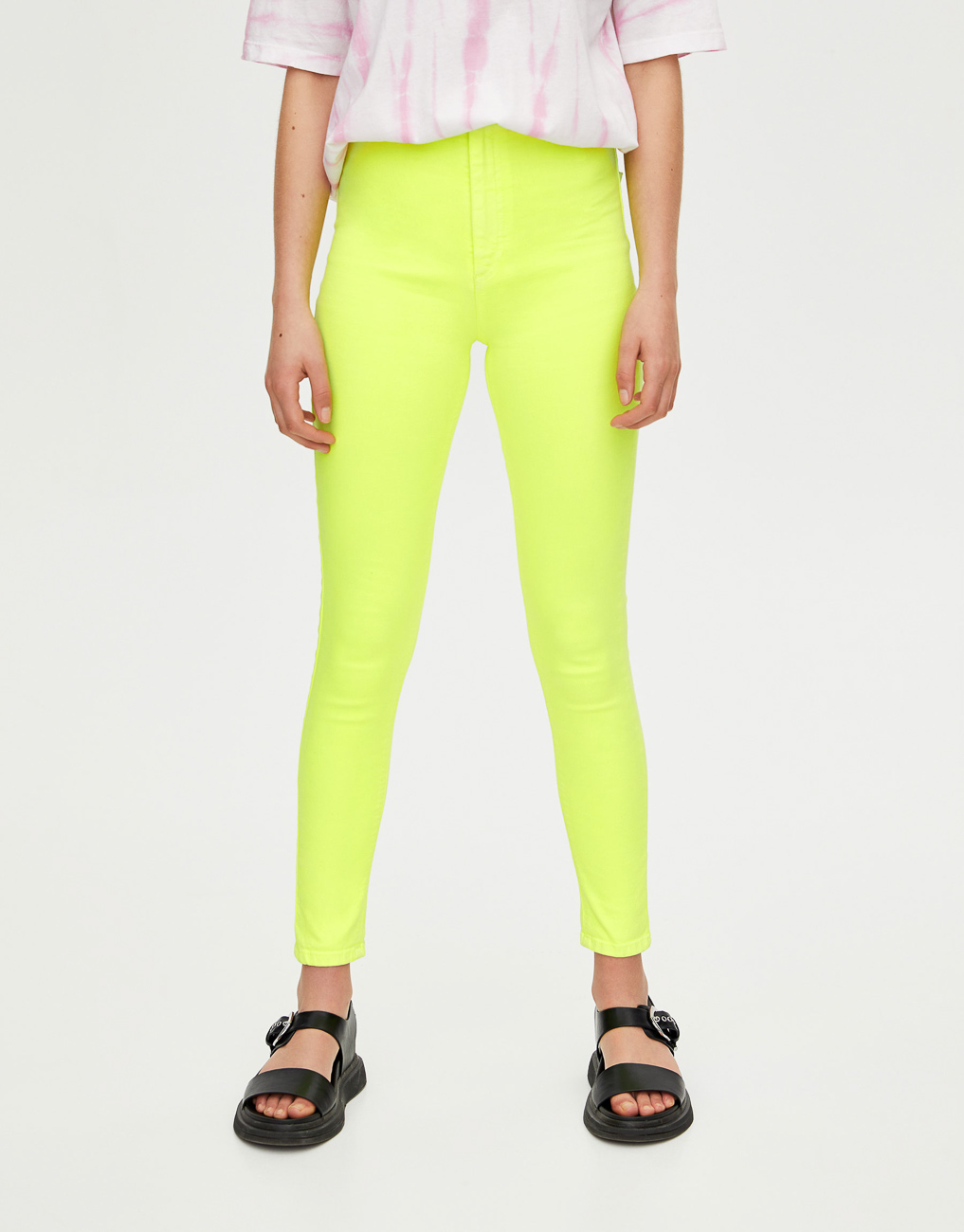 

Брюки PULL & BEAR Ж1046553 (5679/307/300) цвет зеленый L
