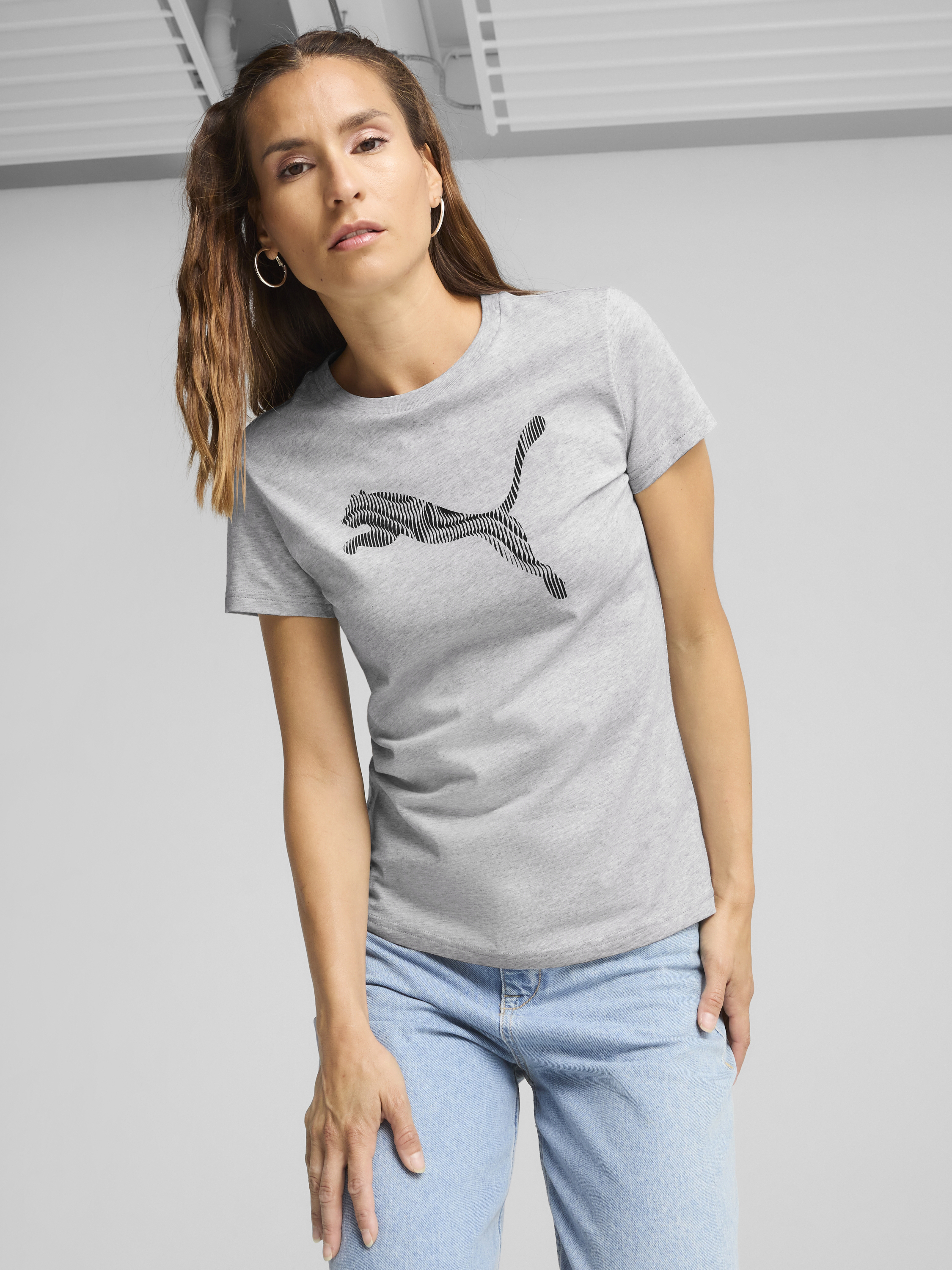 Акція на Футболка бавовняна жіноча Puma Mass Merchants Tee 68520504 XL Light Gray Heather від Rozetka