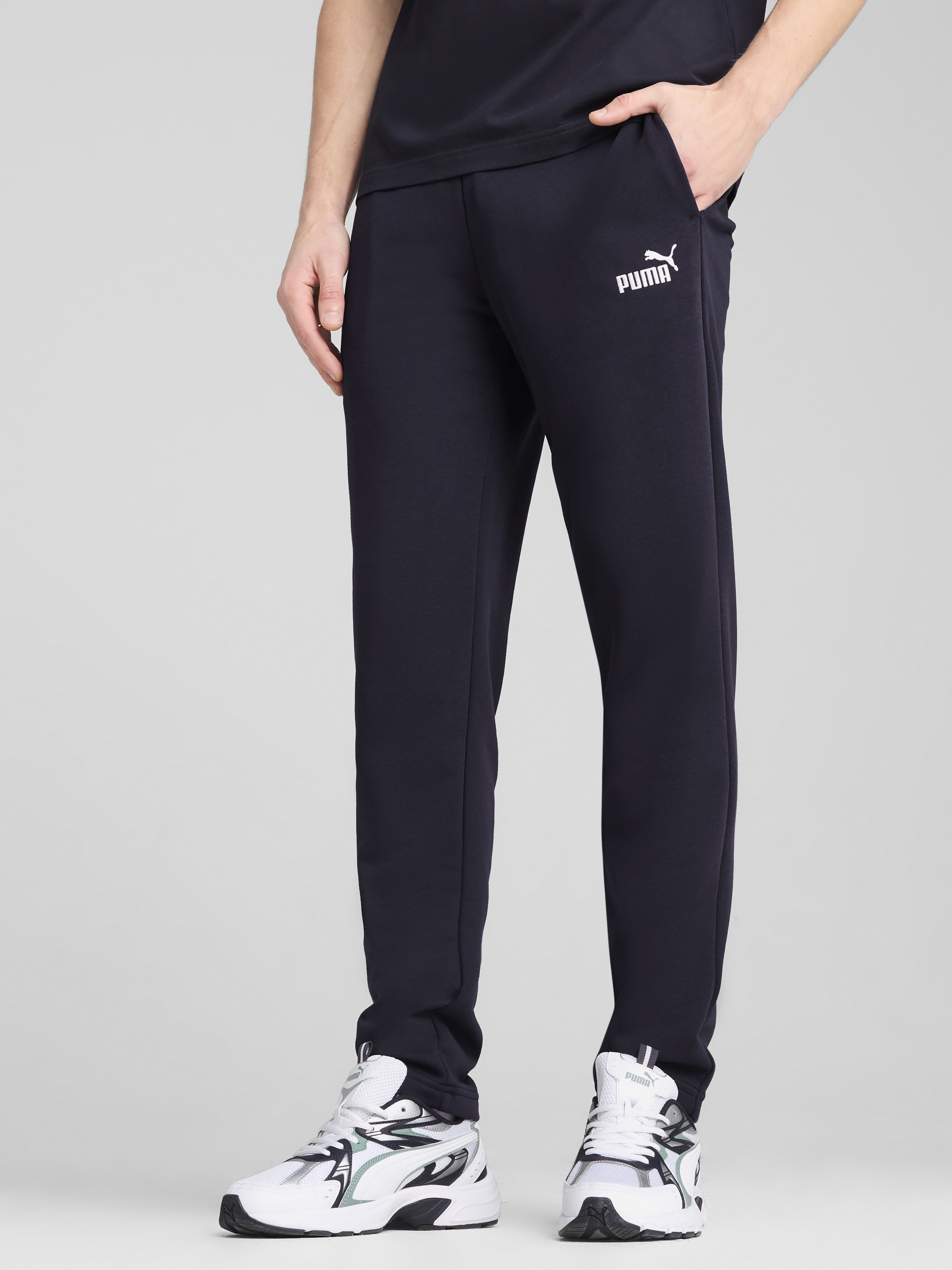 Акція на Спортивні штани чоловічі Puma Ess No. 1 Logo Sweatpants Tr Op 68261216 S New Navy від Rozetka