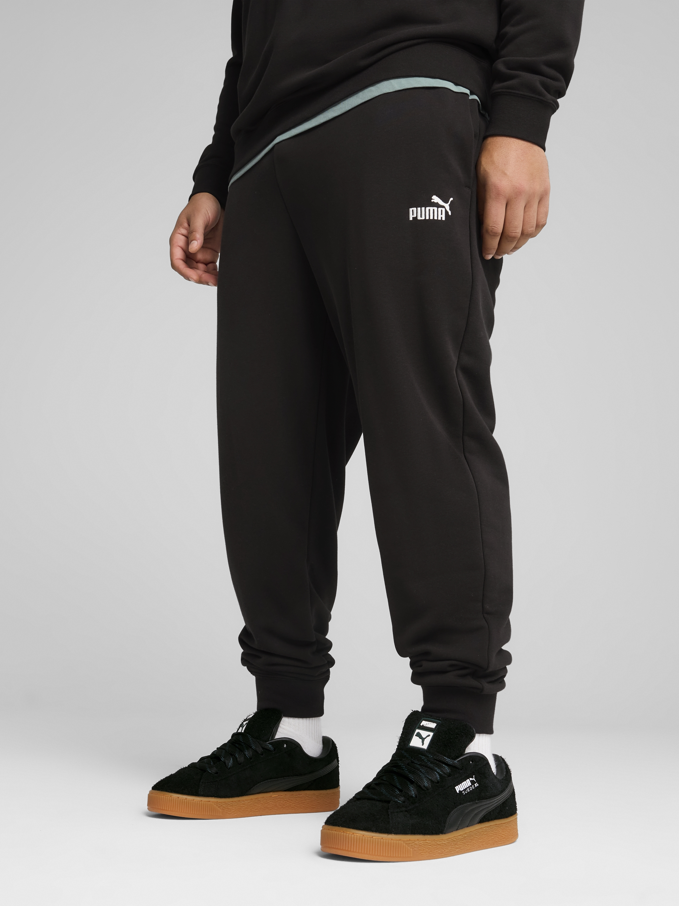 Акція на Спортивні штани чоловічі Puma Ess No. 1 Logo Sweatpants Tr Cl 68260801 S Black від Rozetka