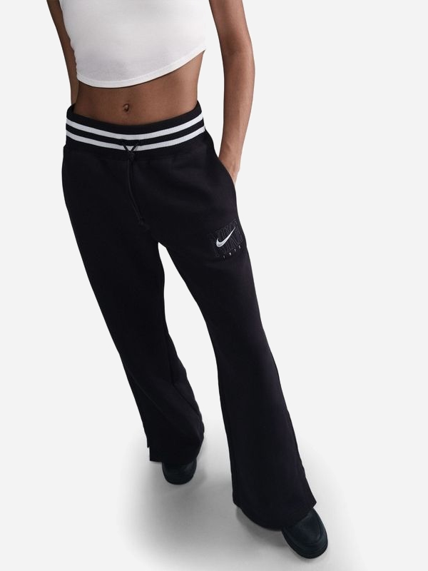 Спортивні штани жіночі Nike Sportswear Club HJ0909-010 M Чорні від Rozetka на платформі USKIDKA Акція на Спортивні штани жіночі Nike Sportswear Club HJ0909-010 M Чорні від Rozetka