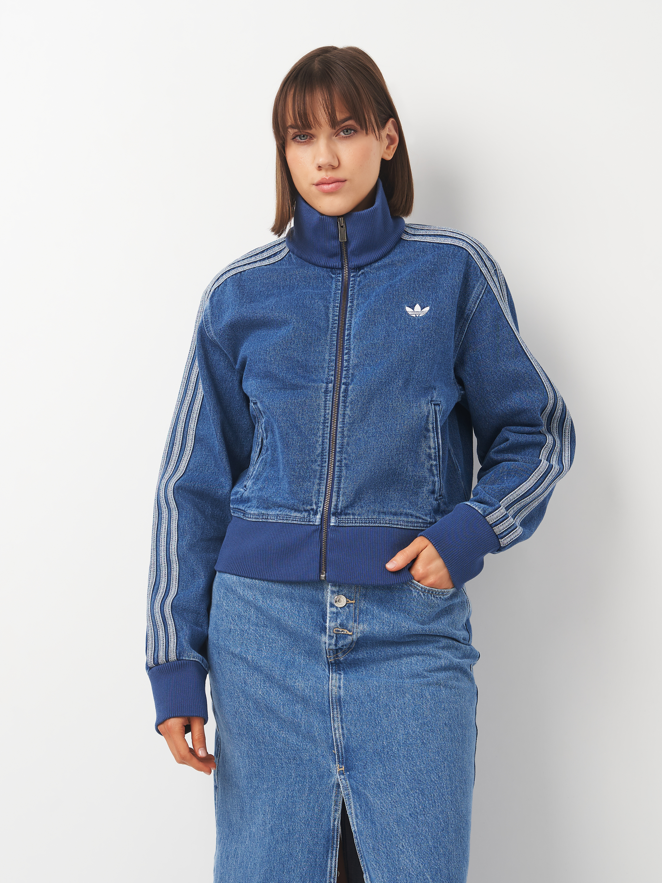 Акція на Куртка джинсова жіноча Adidas Denim Tt JD2570 S Inddnm від Rozetka