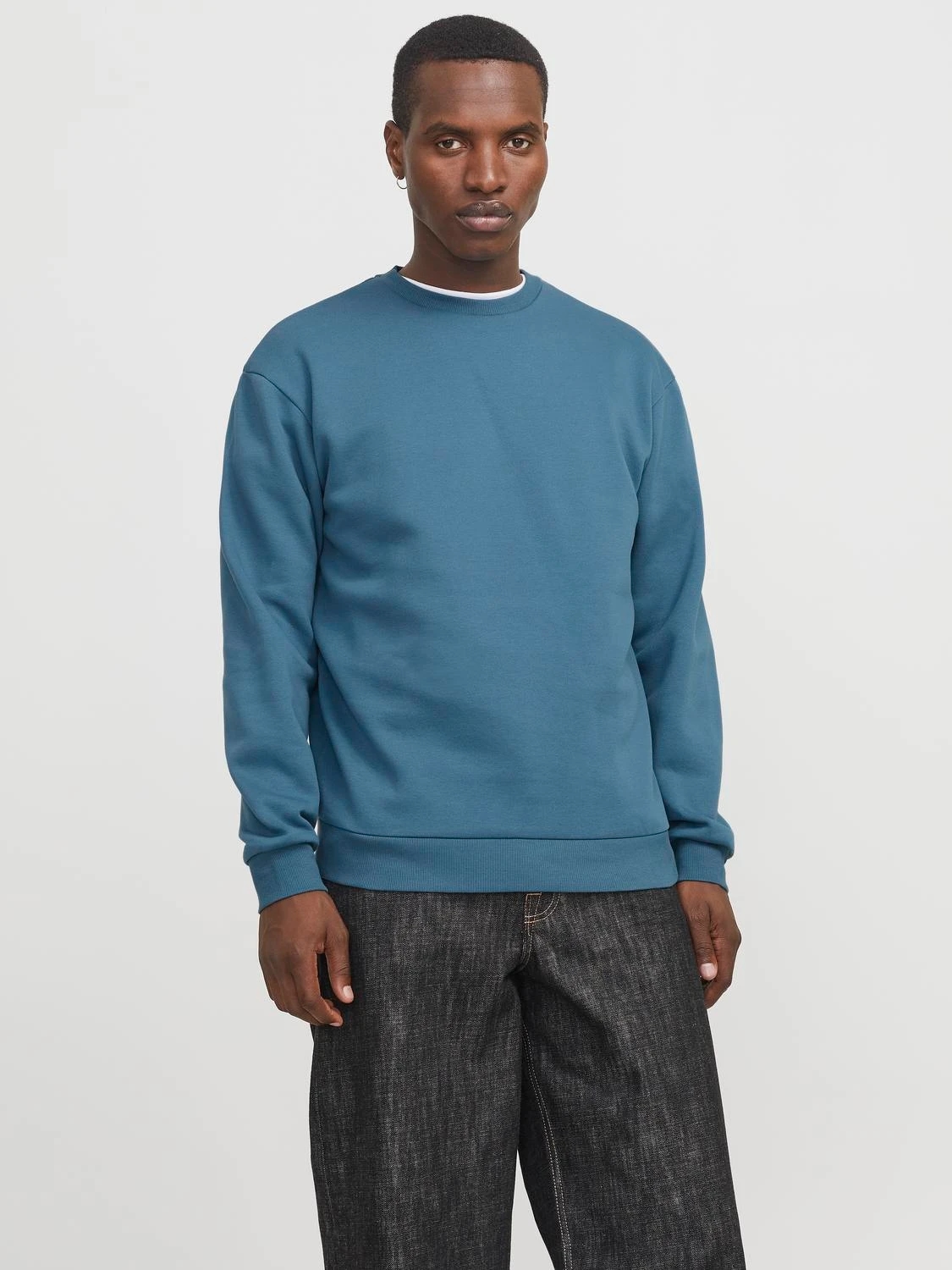 Акція на Світшот чоловічий Jack & Jones 12249341 2XL Блакитний від Rozetka