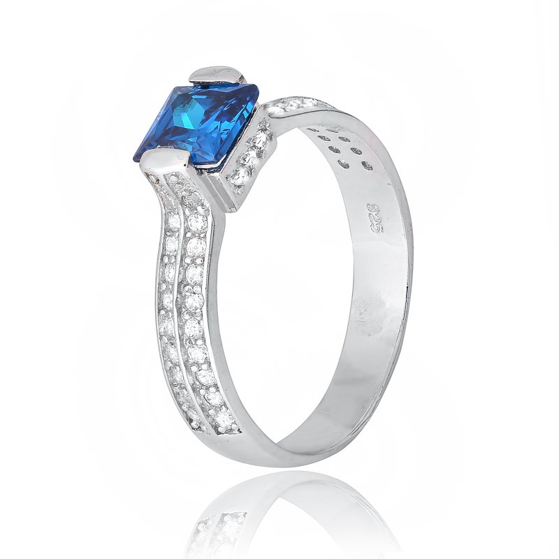 

Серебряное кольцо Silvex925 с фианитом 18.7 мм модели КК2ФЛТ/389-М