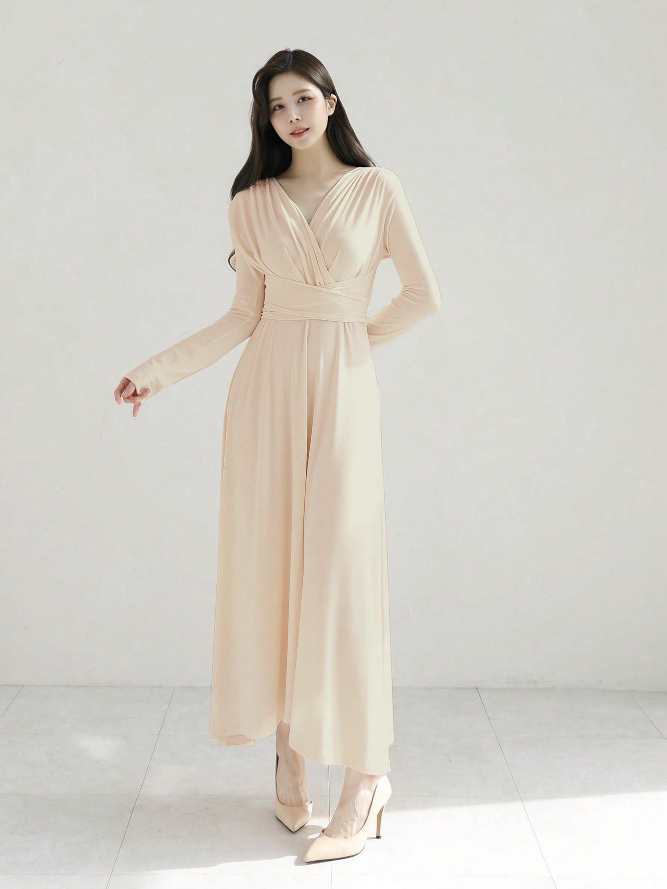 Акція на Сукня довга літня жіноча SHEIN GD-00120404 XL Світло-бежева від Rozetka