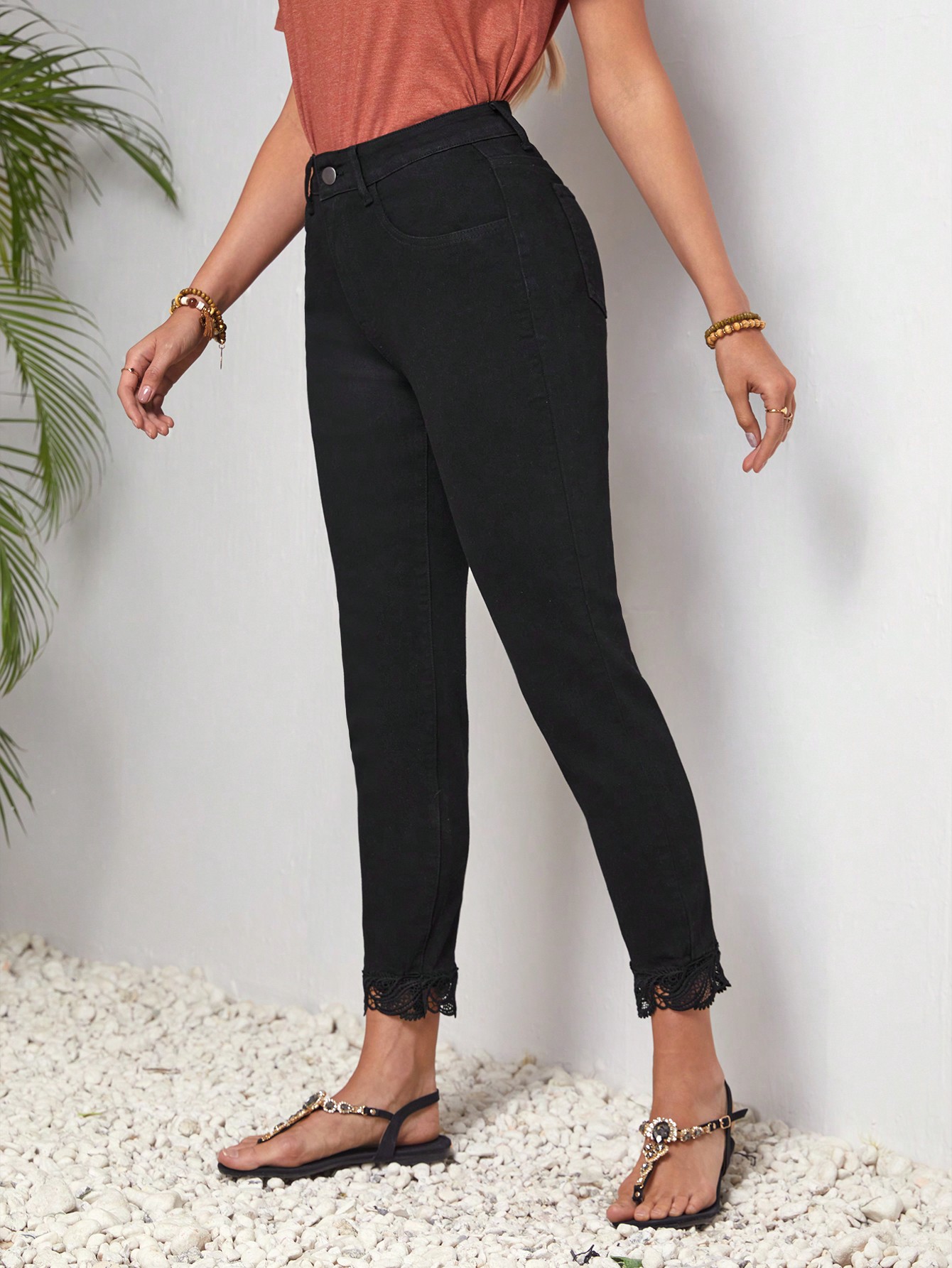 Джинси жіночі SHEIN GD-00135185 26 Чорні від Rozetka на платформі USKIDKA Акція на Джинси жіночі SHEIN GD-00135185 26 Чорні від Rozetka