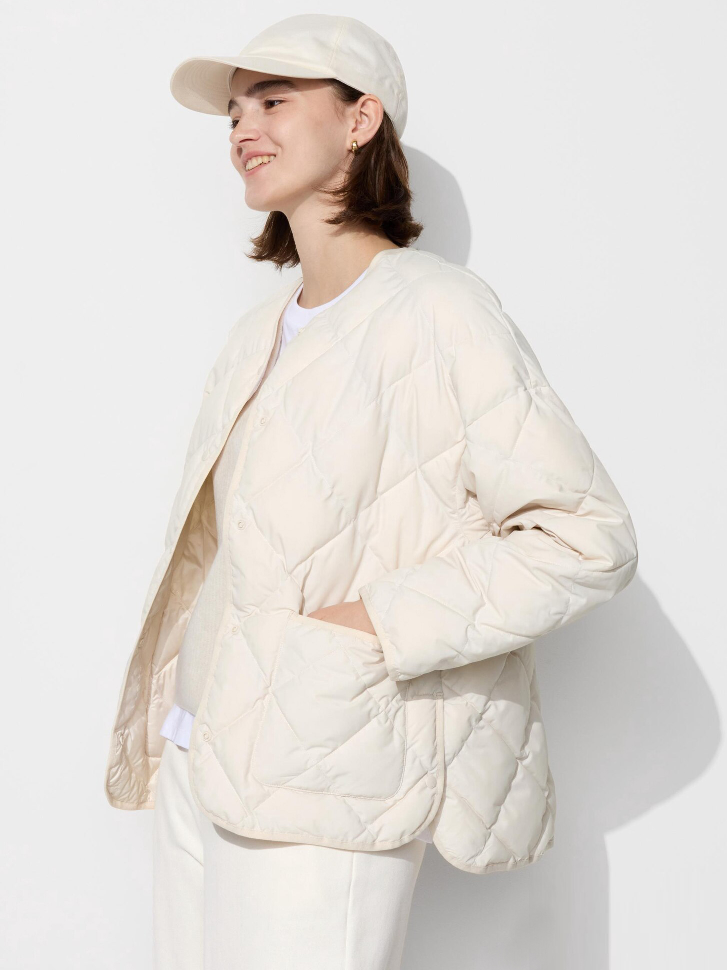 Куртка демісезонна коротка жіноча Uniqlo 308306195 M Молочна від Rozetka на платформі USKIDKA Акція на Куртка демісезонна коротка жіноча Uniqlo 308306195 M Молочна від Rozetka