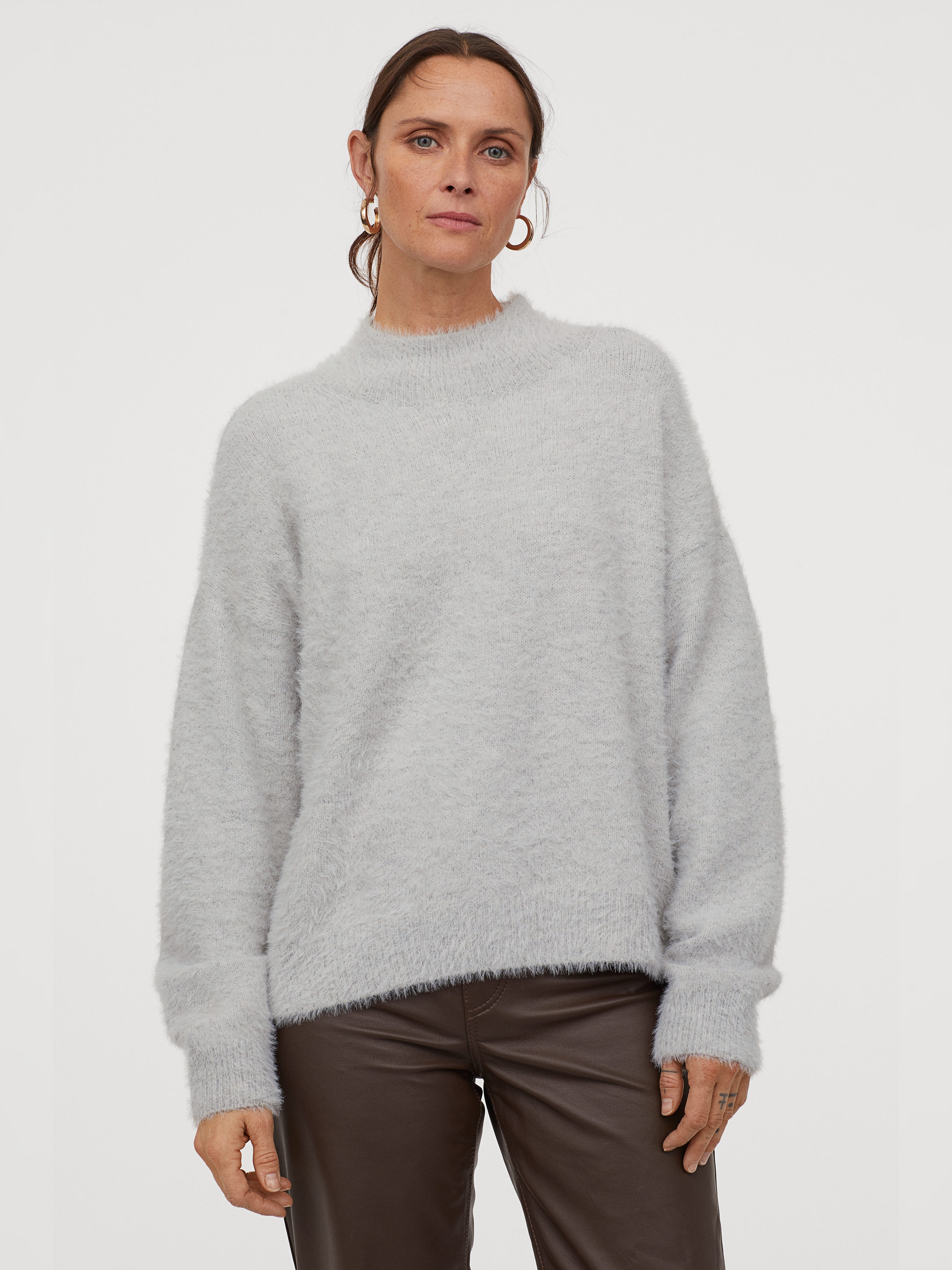 

Свитер H&M 0842680-0 S Серый
