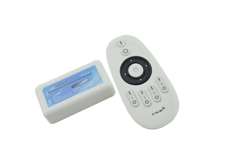 

LED диммер Foton RF DMR 12V 12A 4 zones White (Touch) 4300901