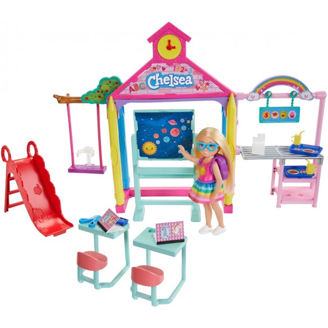 

Игровой набор "Челси идет в школу" Barbie GHV80
