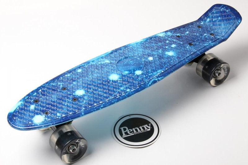 

Скейт Пенни Борд Print, Penny Board Original 22 c Рисунком Космос Черные Светящие Колеса (903540060)