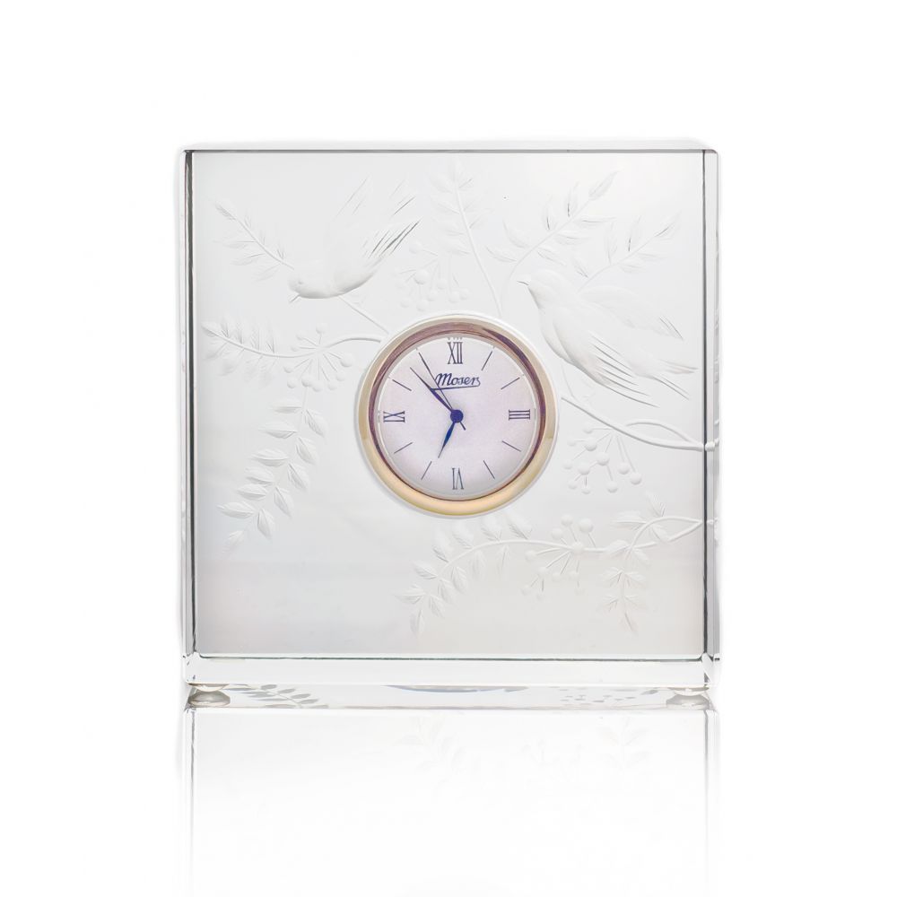 

Часы Moser "Engraved Mountain Ash" 2971berries