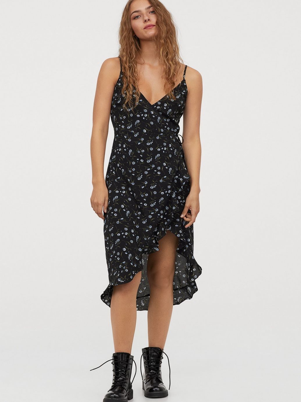 

Сарафан H&M 0721298-9  Черный, Сарафан H&M 0721298-9 38 Черный