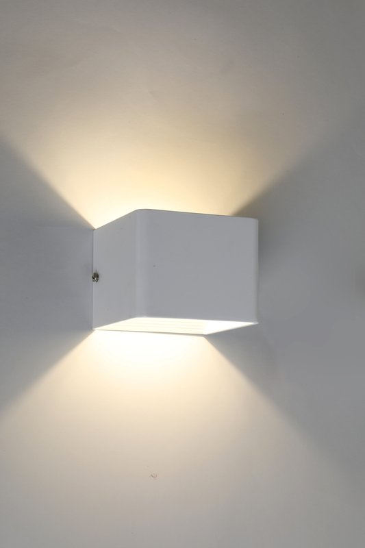 

Бра Laguna Lighting 49061-05